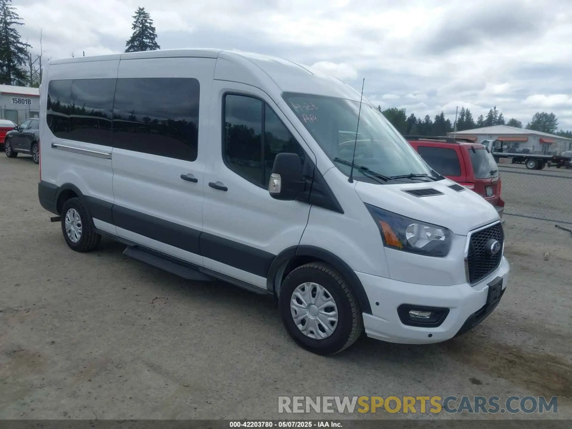 1 Photograph of a damaged car 1FBAX2C87SKA21405 FORD TRANSIT-350 PASSENGER VAN 2025