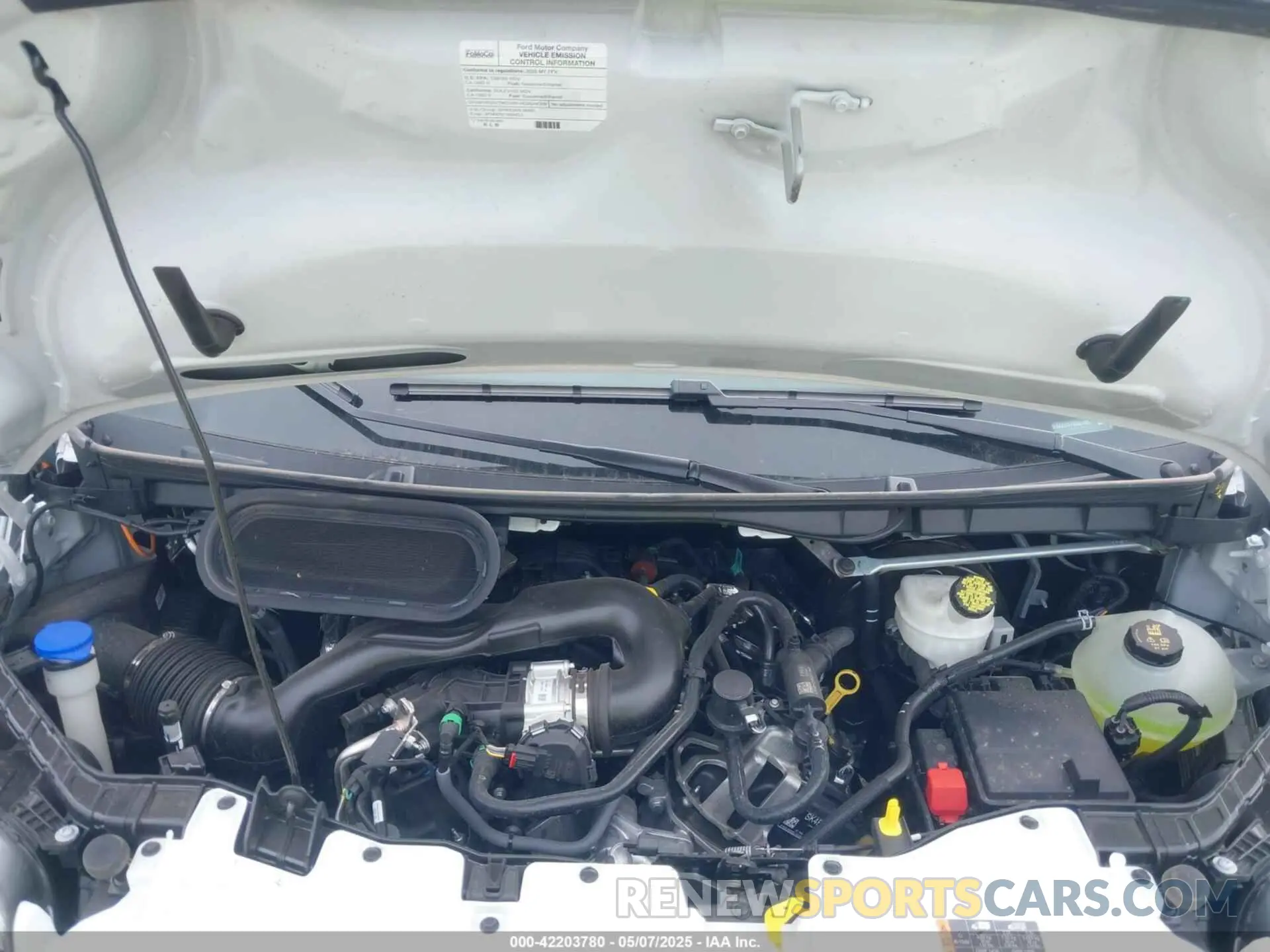 10 Photograph of a damaged car 1FBAX2C87SKA21405 FORD TRANSIT-350 PASSENGER VAN 2025
