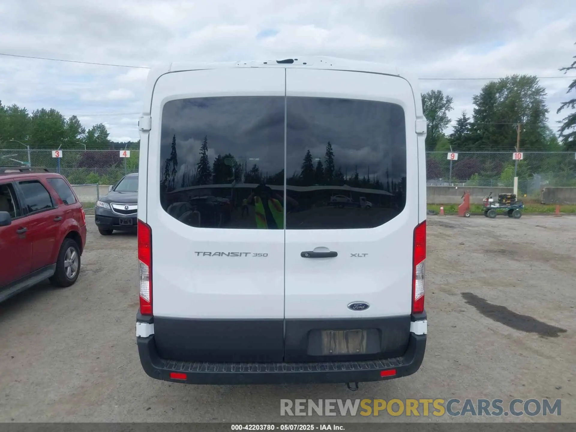 16 Photograph of a damaged car 1FBAX2C87SKA21405 FORD TRANSIT-350 PASSENGER VAN 2025