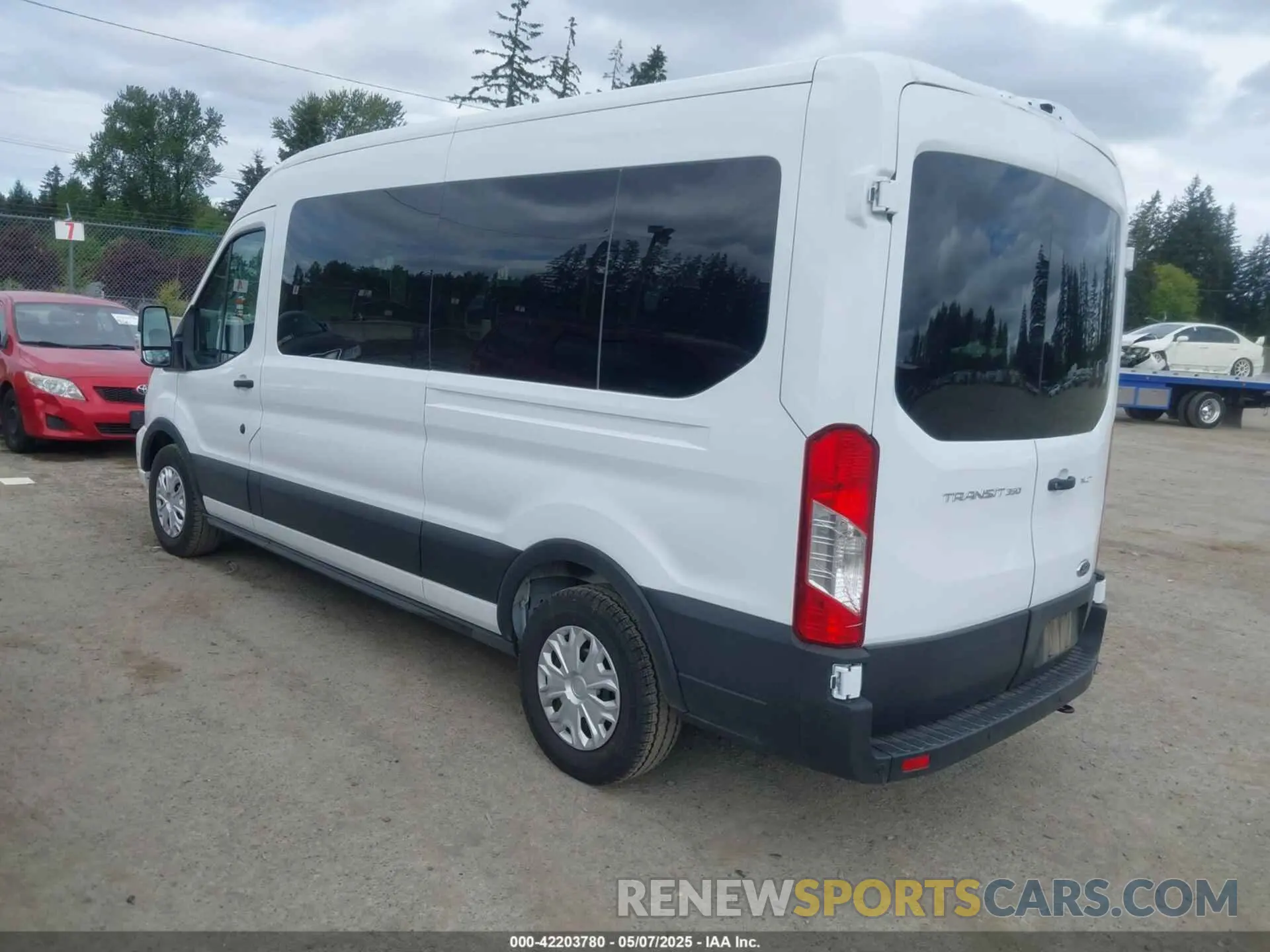3 Photograph of a damaged car 1FBAX2C87SKA21405 FORD TRANSIT-350 PASSENGER VAN 2025