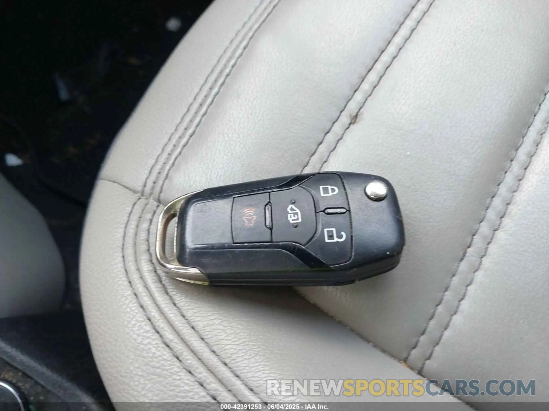 11 Photograph of a damaged car NM0GE9F22K1383933 FORD TRANSIT CONNECT 2019