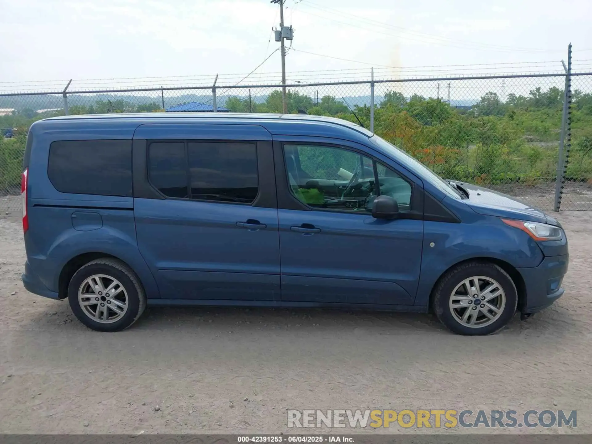 14 Photograph of a damaged car NM0GE9F22K1383933 FORD TRANSIT CONNECT 2019