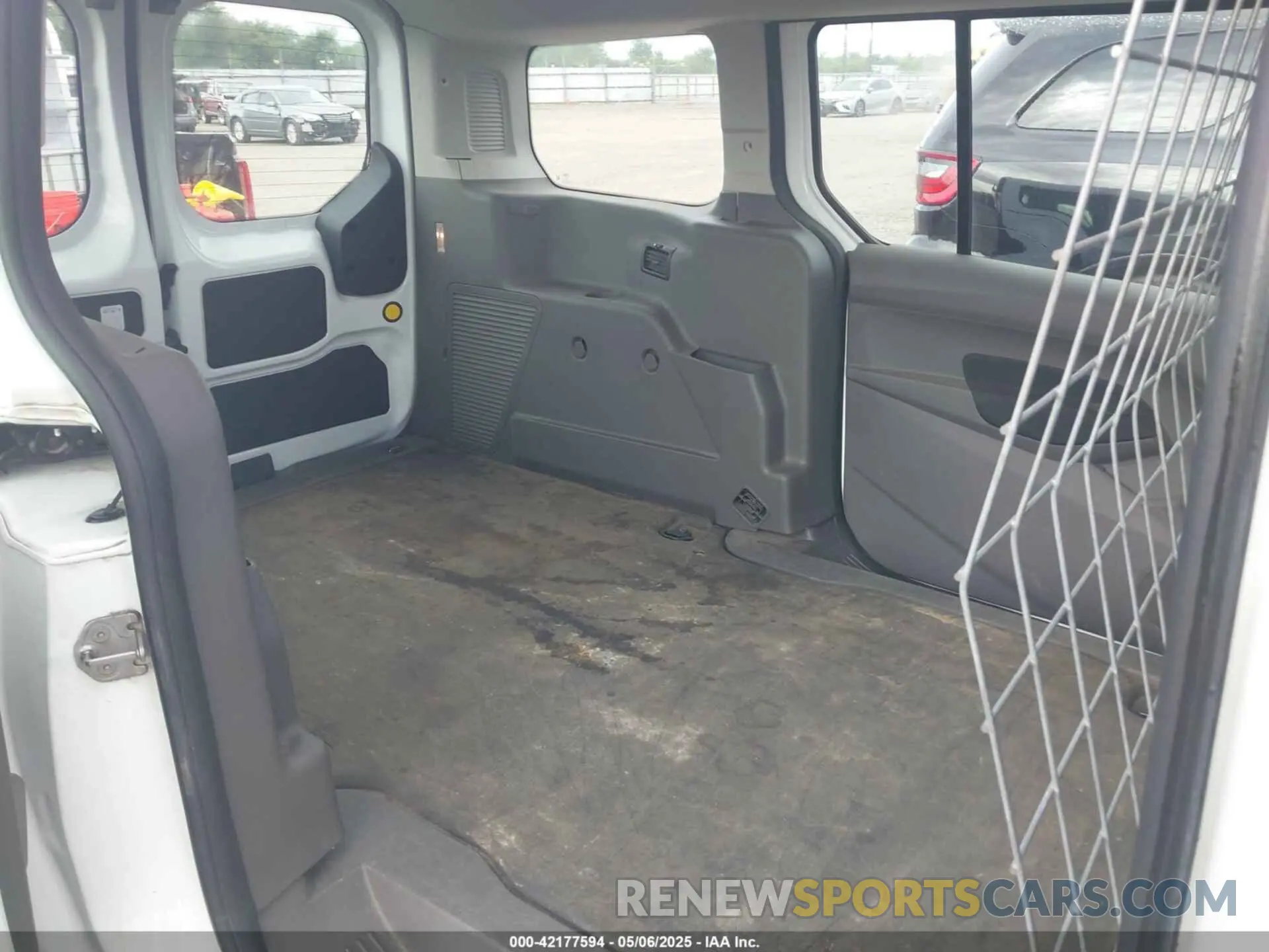 8 Photograph of a damaged car NM0GS9E20K1407608 FORD TRANSIT CONNECT 2019