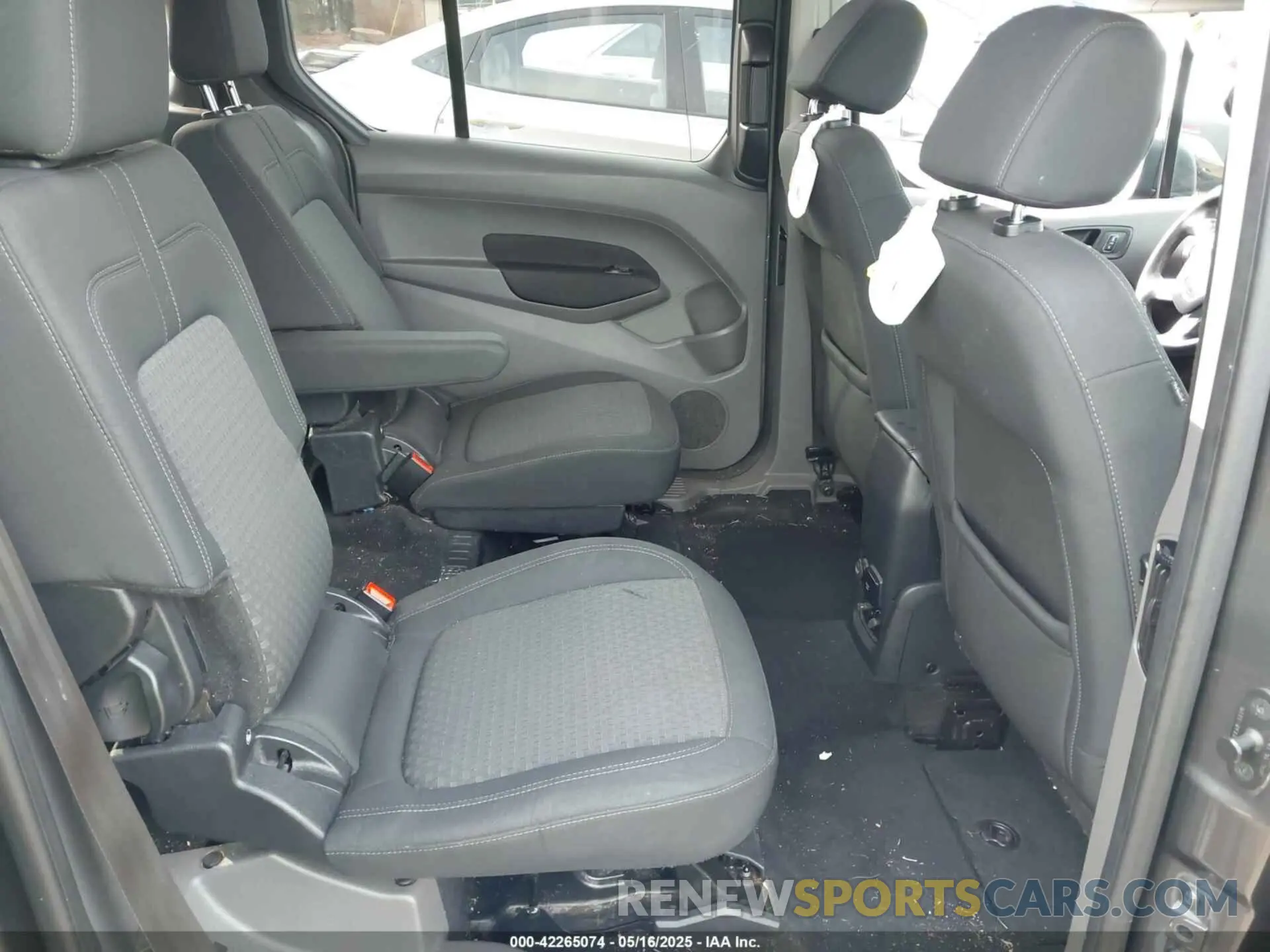 8 Photograph of a damaged car NM0GS9F2XK1427203 FORD TRANSIT CONNECT 2019