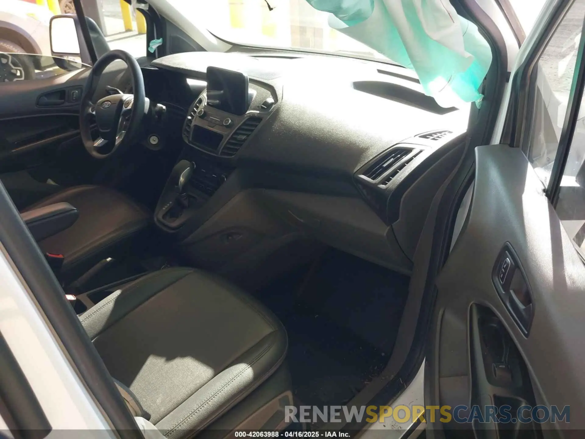 5 Photograph of a damaged car NM0LE7E21K1399819 FORD TRANSIT CONNECT 2019