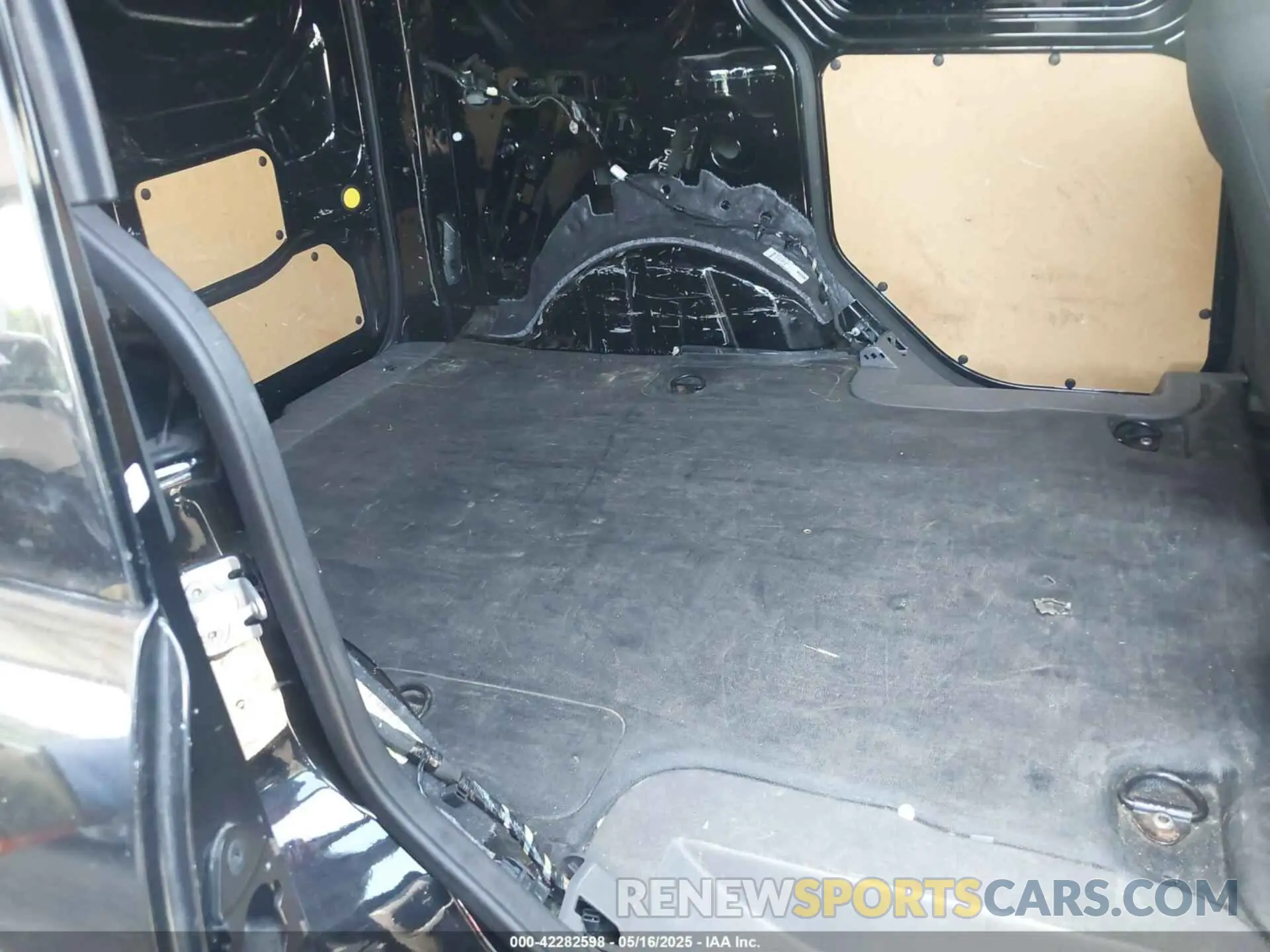 8 Photograph of a damaged car NM0LS6E22K1429977 FORD TRANSIT CONNECT 2019