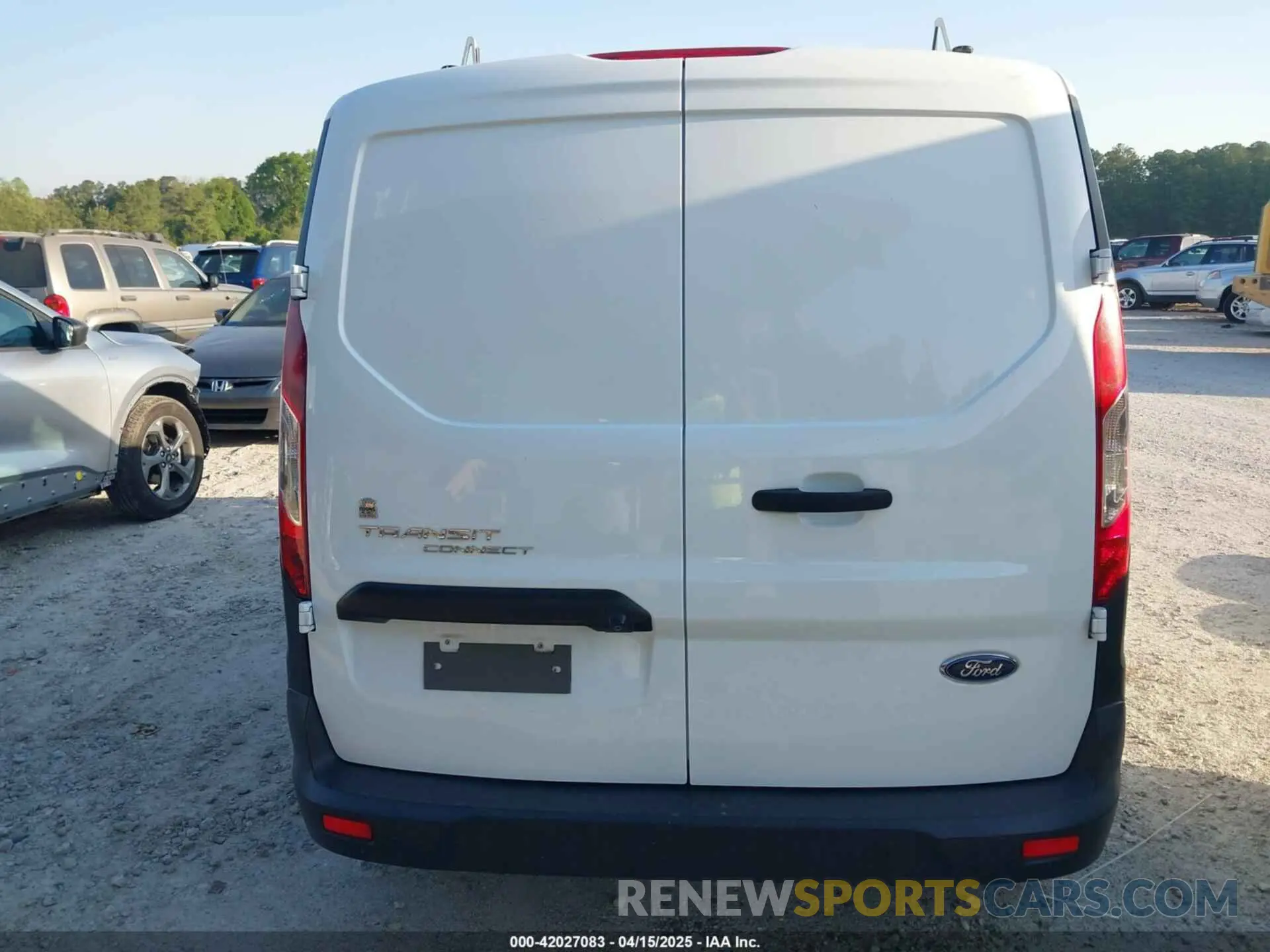 17 Photograph of a damaged car NM0LS6E26K1391010 FORD TRANSIT CONNECT 2019