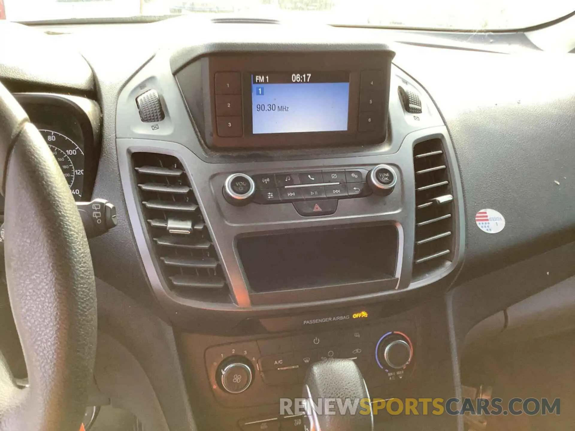 26 Photograph of a damaged car NM0LS7E24K1392159 FORD TRANSIT CONNECT 2019