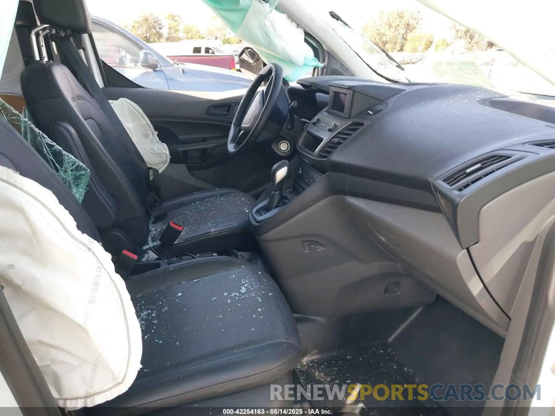 5 Photograph of a damaged car NM0LS7E25K1423404 FORD TRANSIT CONNECT 2019