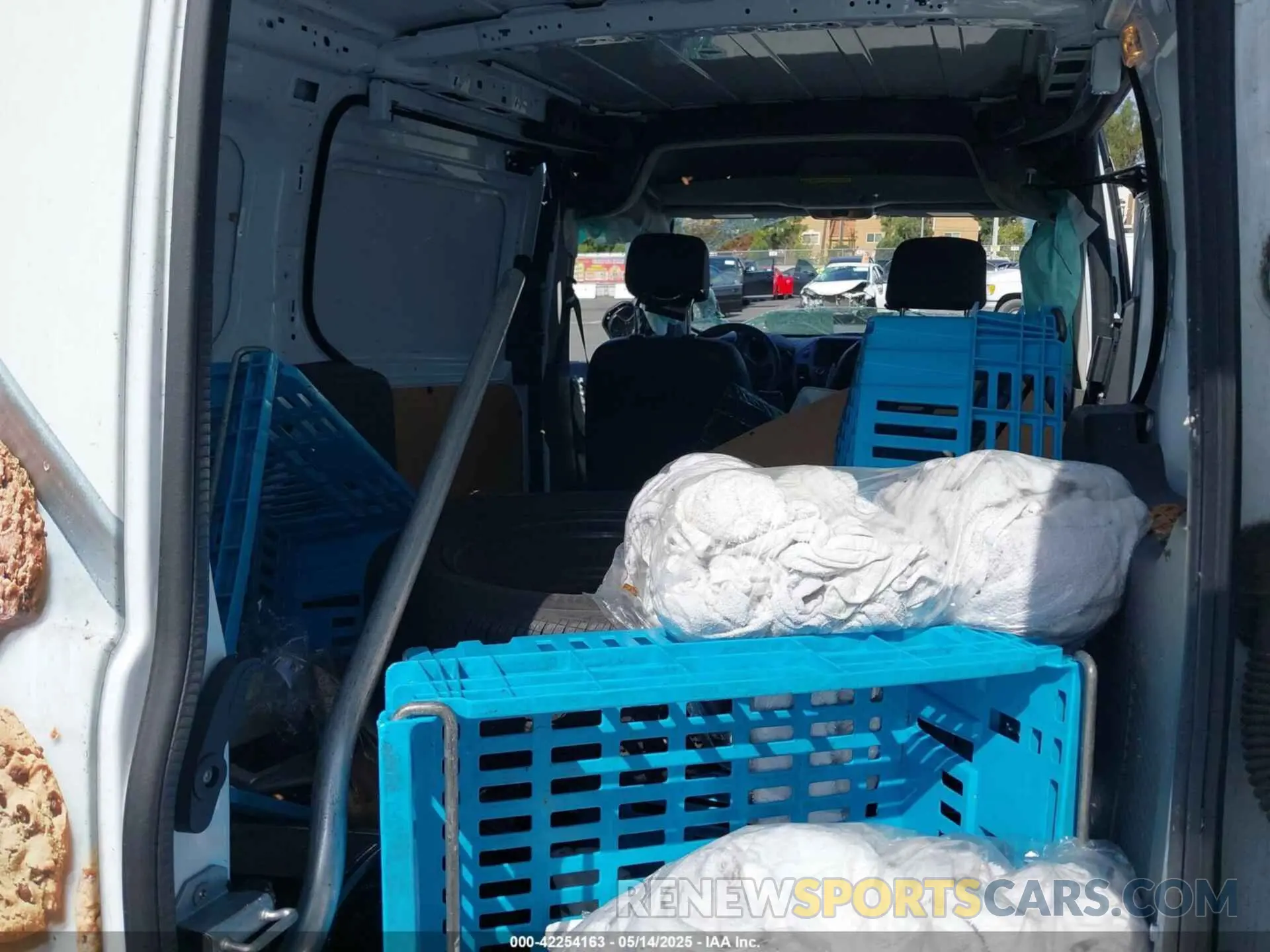 8 Photograph of a damaged car NM0LS7E25K1423404 FORD TRANSIT CONNECT 2019