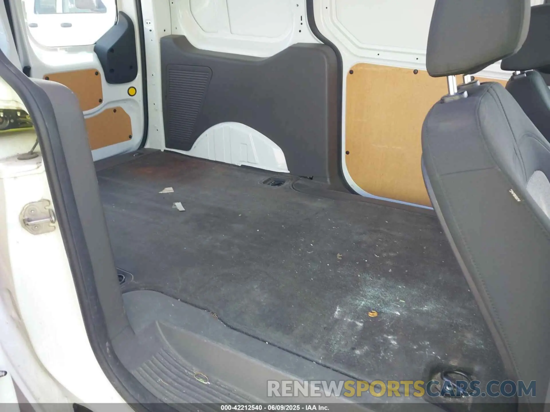 8 Photograph of a damaged car NM0LS7E26K1417871 FORD TRANSIT CONNECT 2019