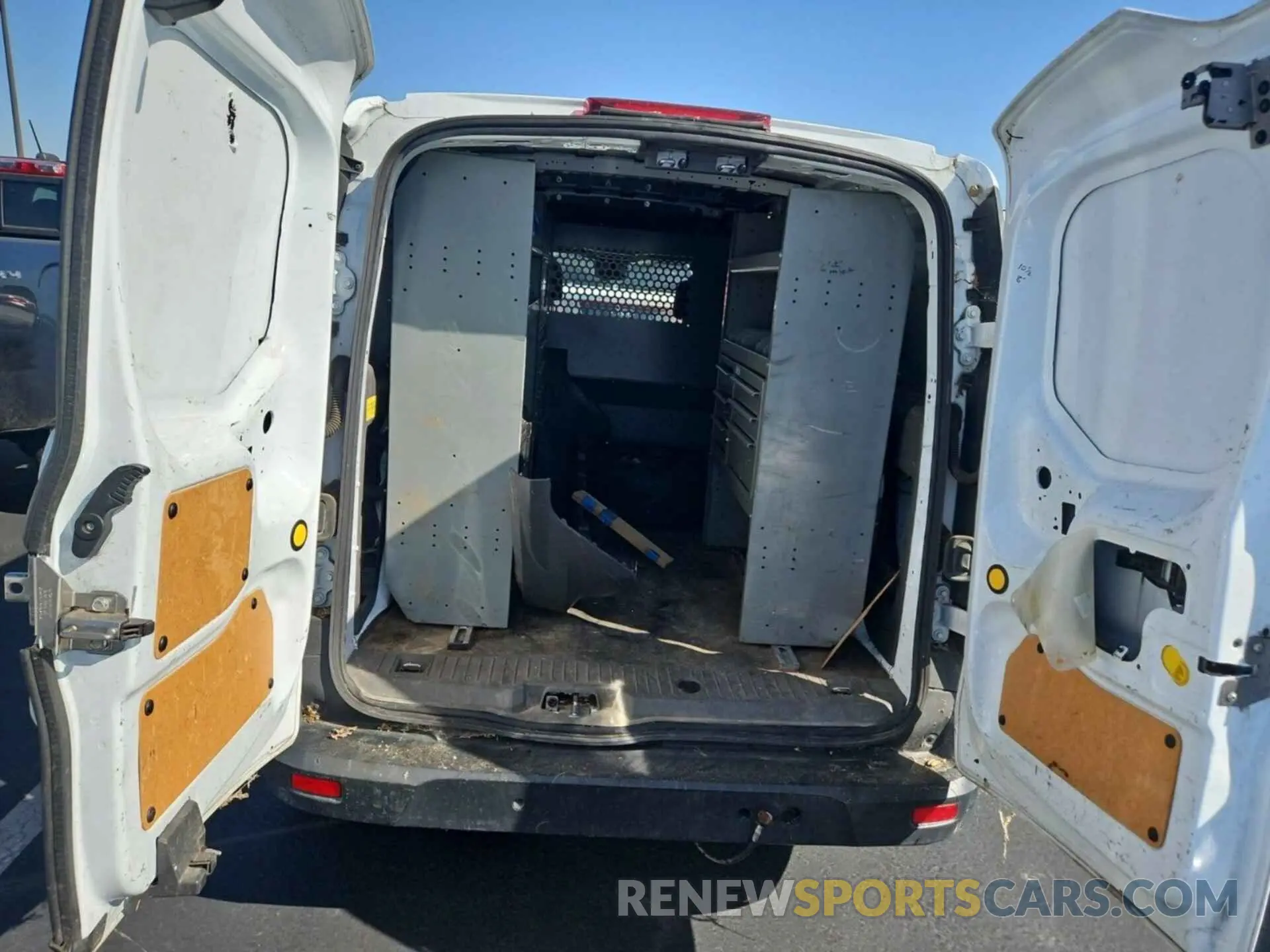 33 Photograph of a damaged car NM0LS7E28K1389698 FORD TRANSIT CONNECT 2019