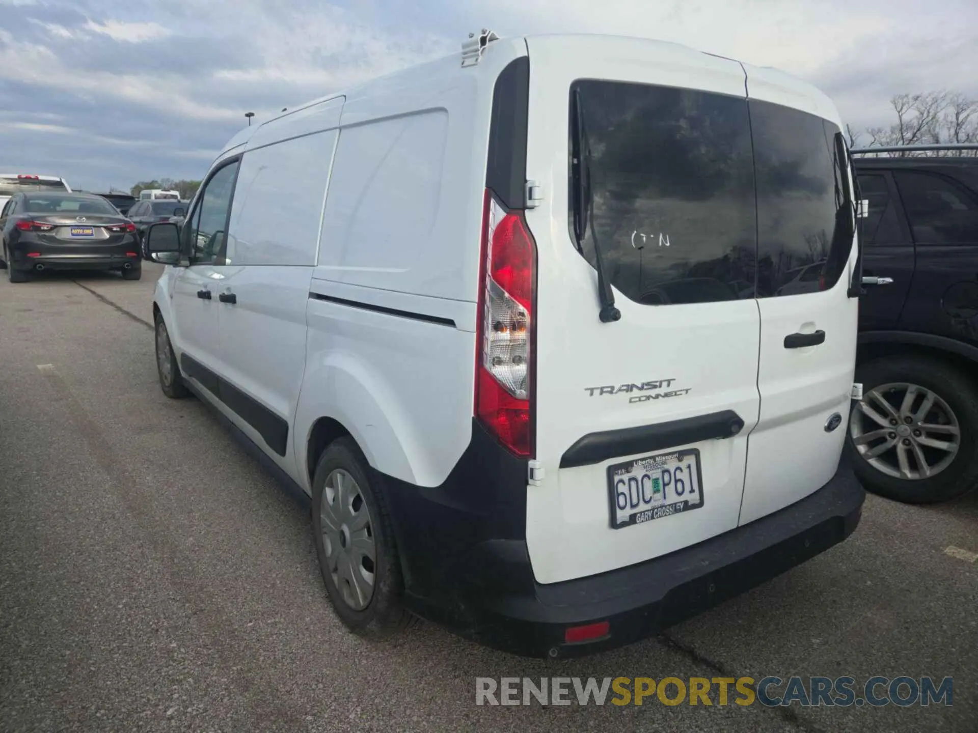 32 Photograph of a damaged car NM0LS7E28K1412672 FORD TRANSIT CONNECT 2019