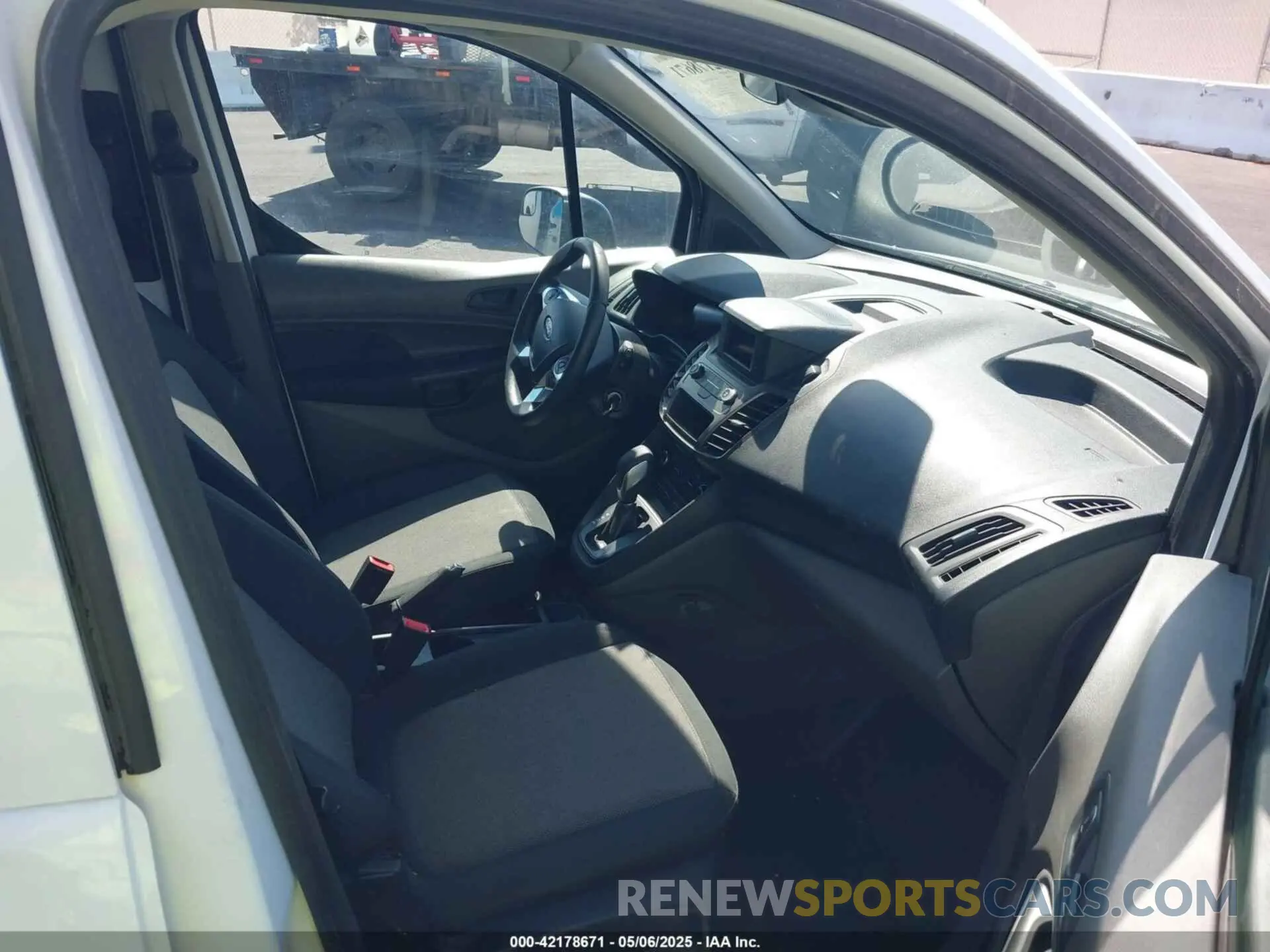 5 Photograph of a damaged car NM0LS7E29K1417122 FORD TRANSIT CONNECT 2019