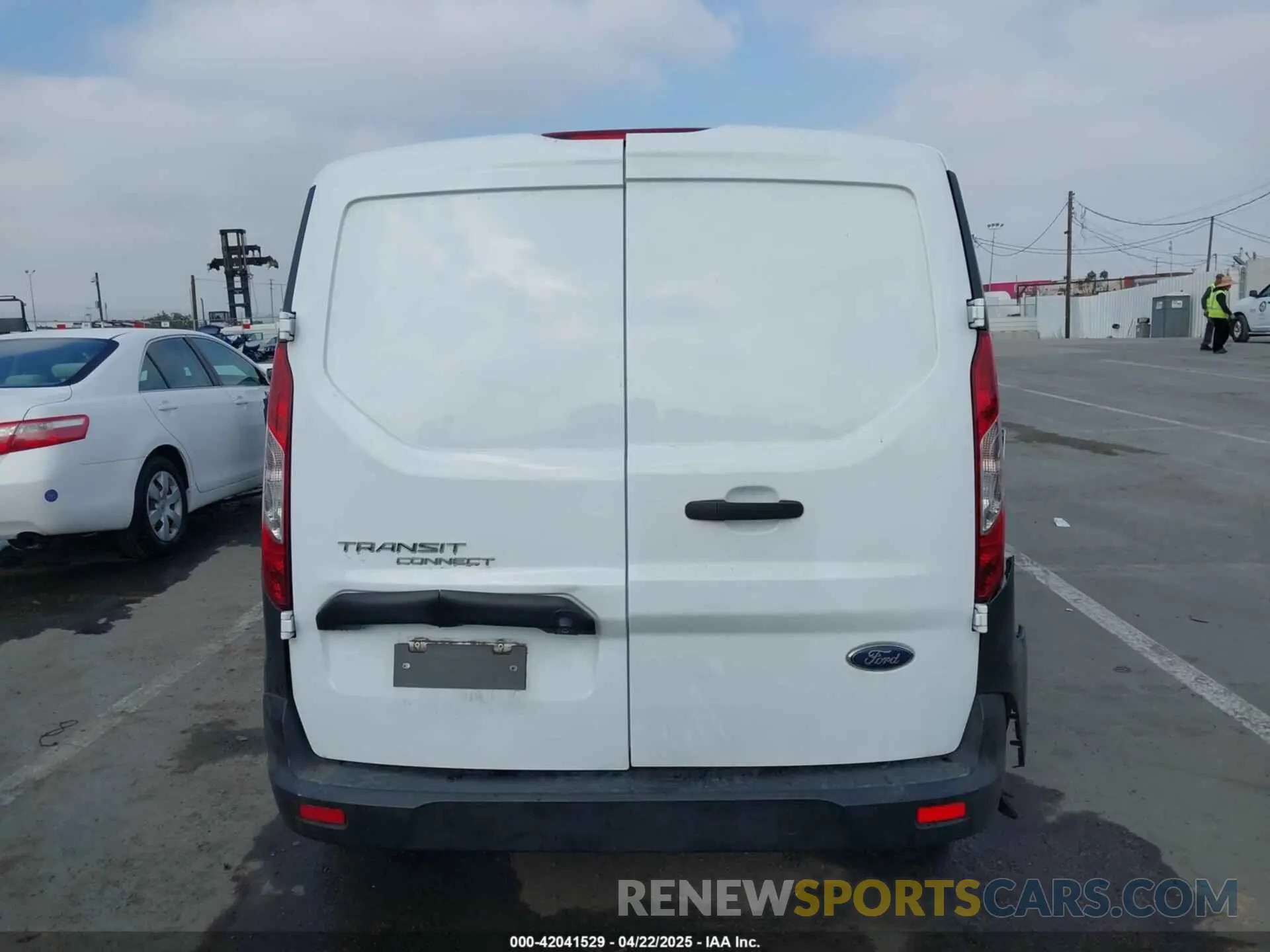 16 Photograph of a damaged car NM0LS7E2XK1398001 FORD TRANSIT CONNECT 2019