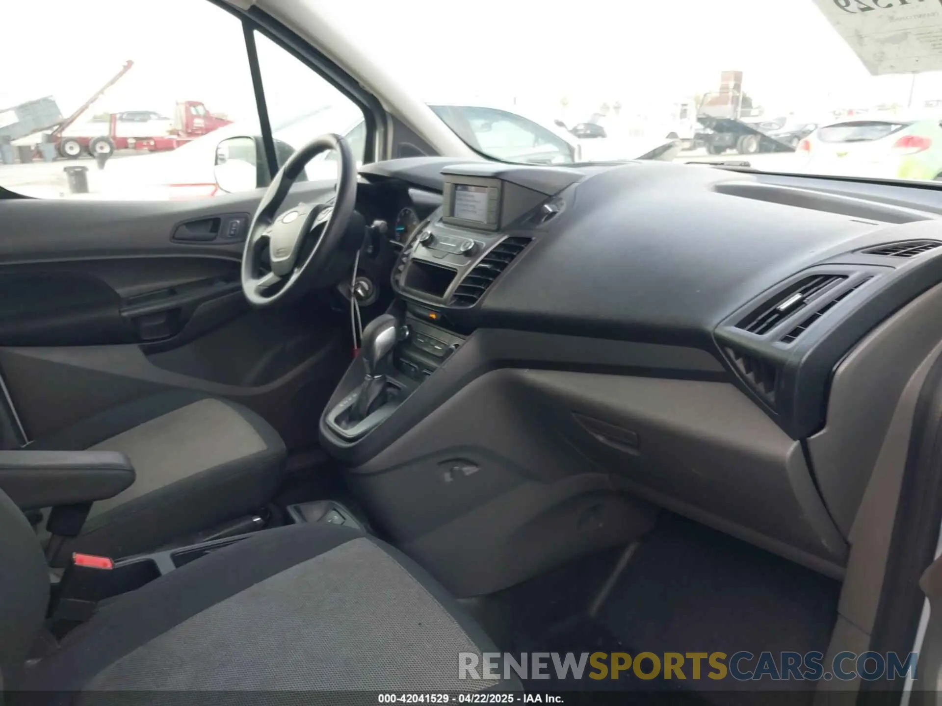 5 Photograph of a damaged car NM0LS7E2XK1398001 FORD TRANSIT CONNECT 2019