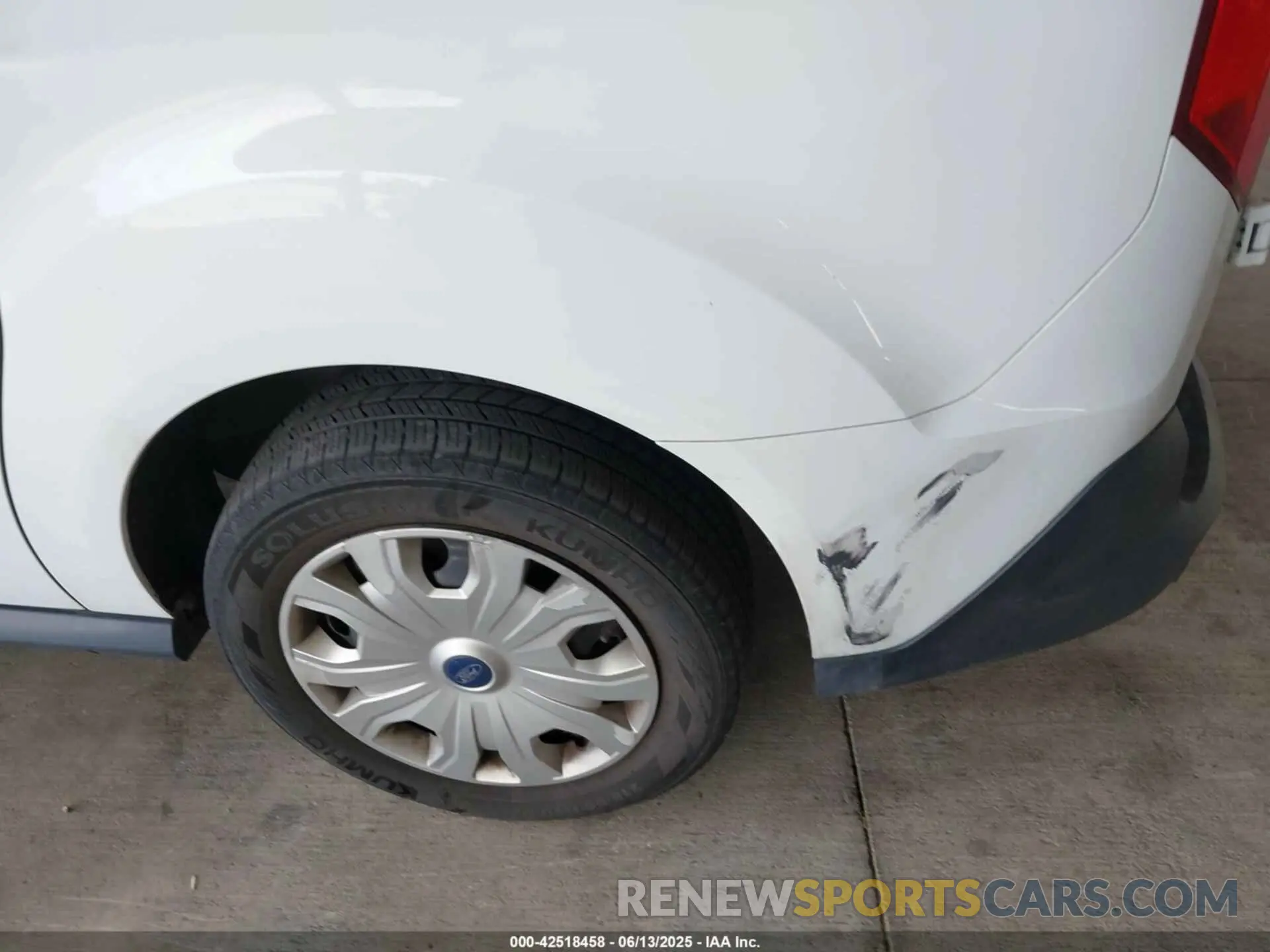 18 Photograph of a damaged car NM0LS7F23K1426316 FORD TRANSIT CONNECT 2019