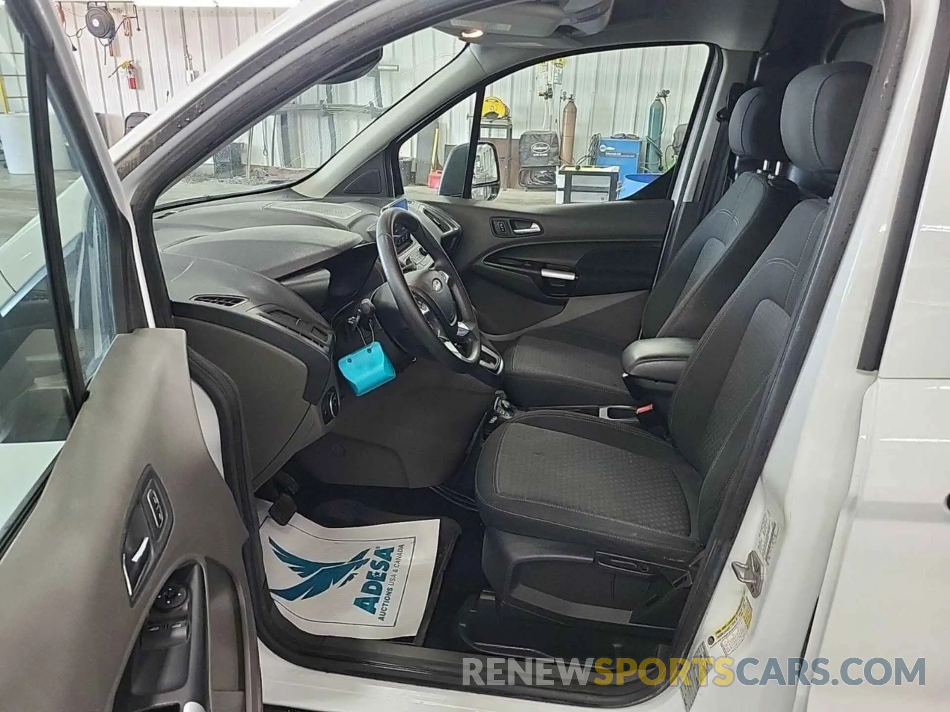 48 Photograph of a damaged car NM0LS7F71K1427654 FORD TRANSIT CONNECT 2019