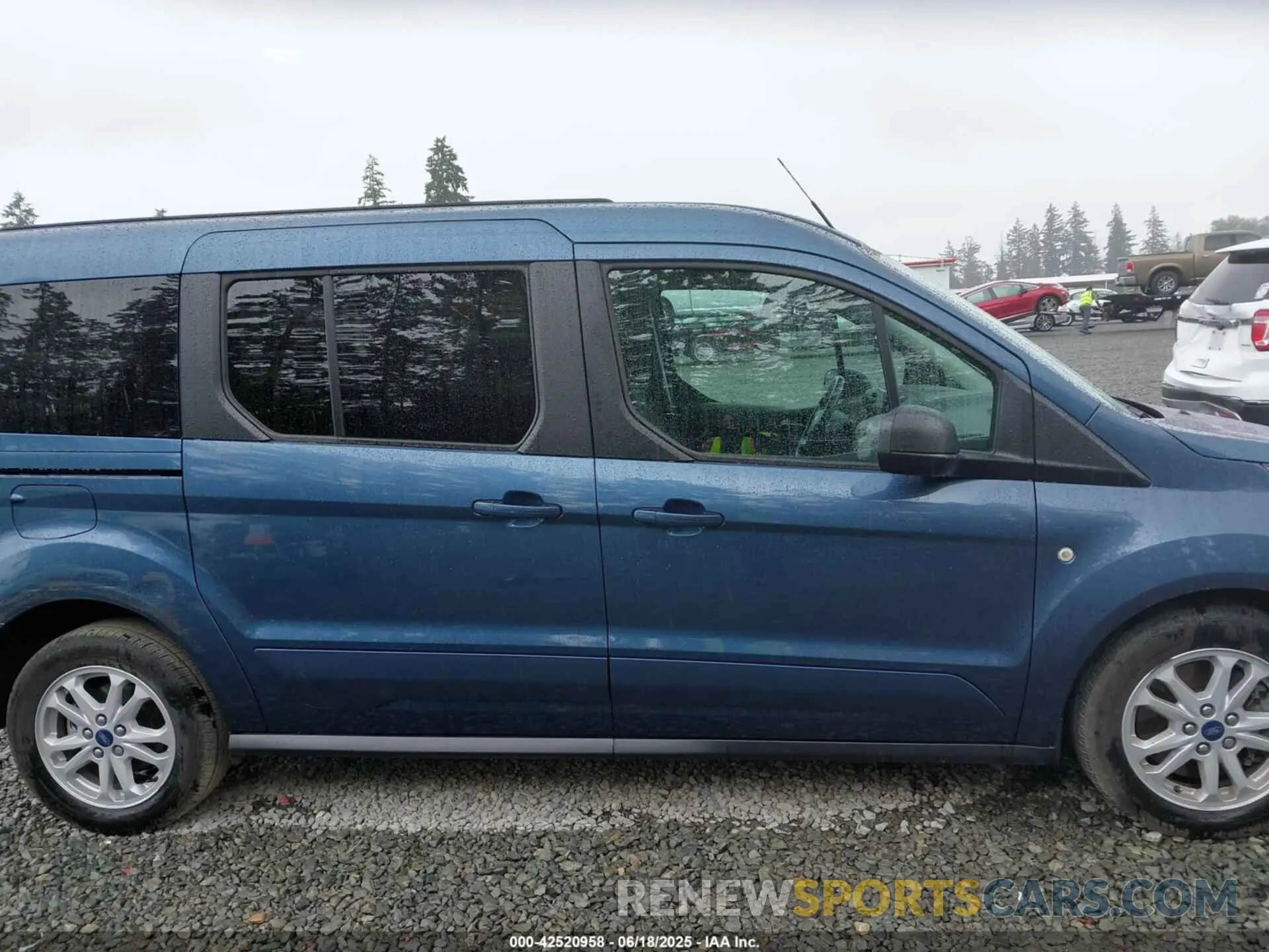 13 Photograph of a damaged car NM0GE9F21L1450930 FORD TRANSIT CONNECT 2020