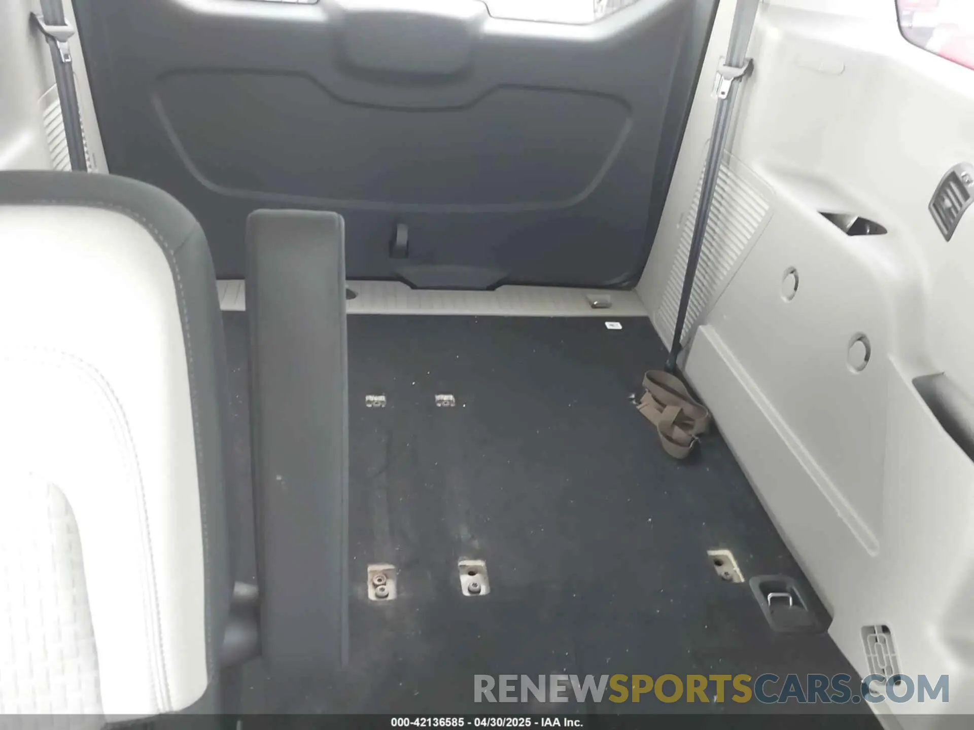 12 Photograph of a damaged car NM0GE9F25L1456908 FORD TRANSIT CONNECT 2020