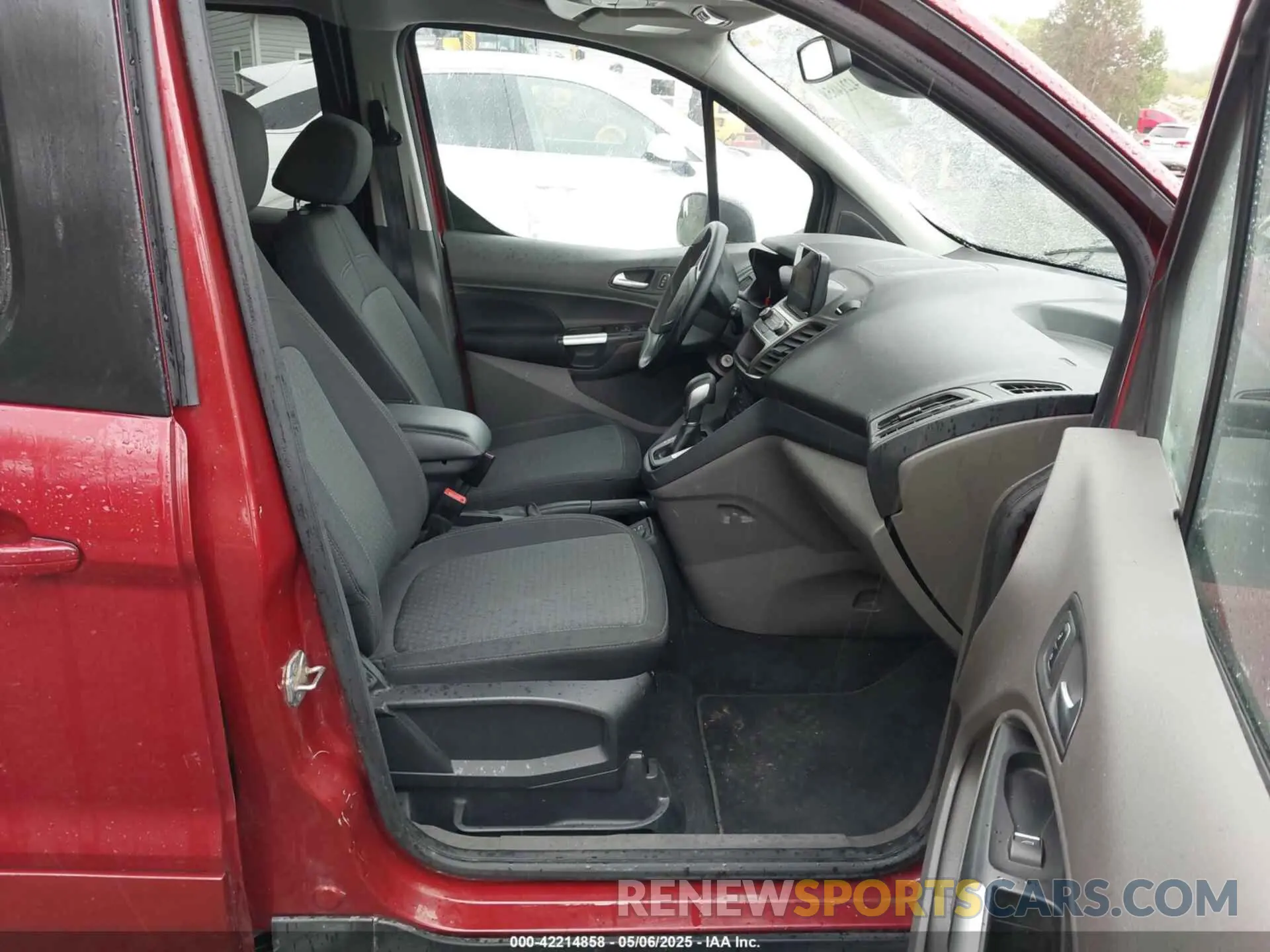 5 Photograph of a damaged car NM0GE9F27L1480174 FORD TRANSIT CONNECT 2020