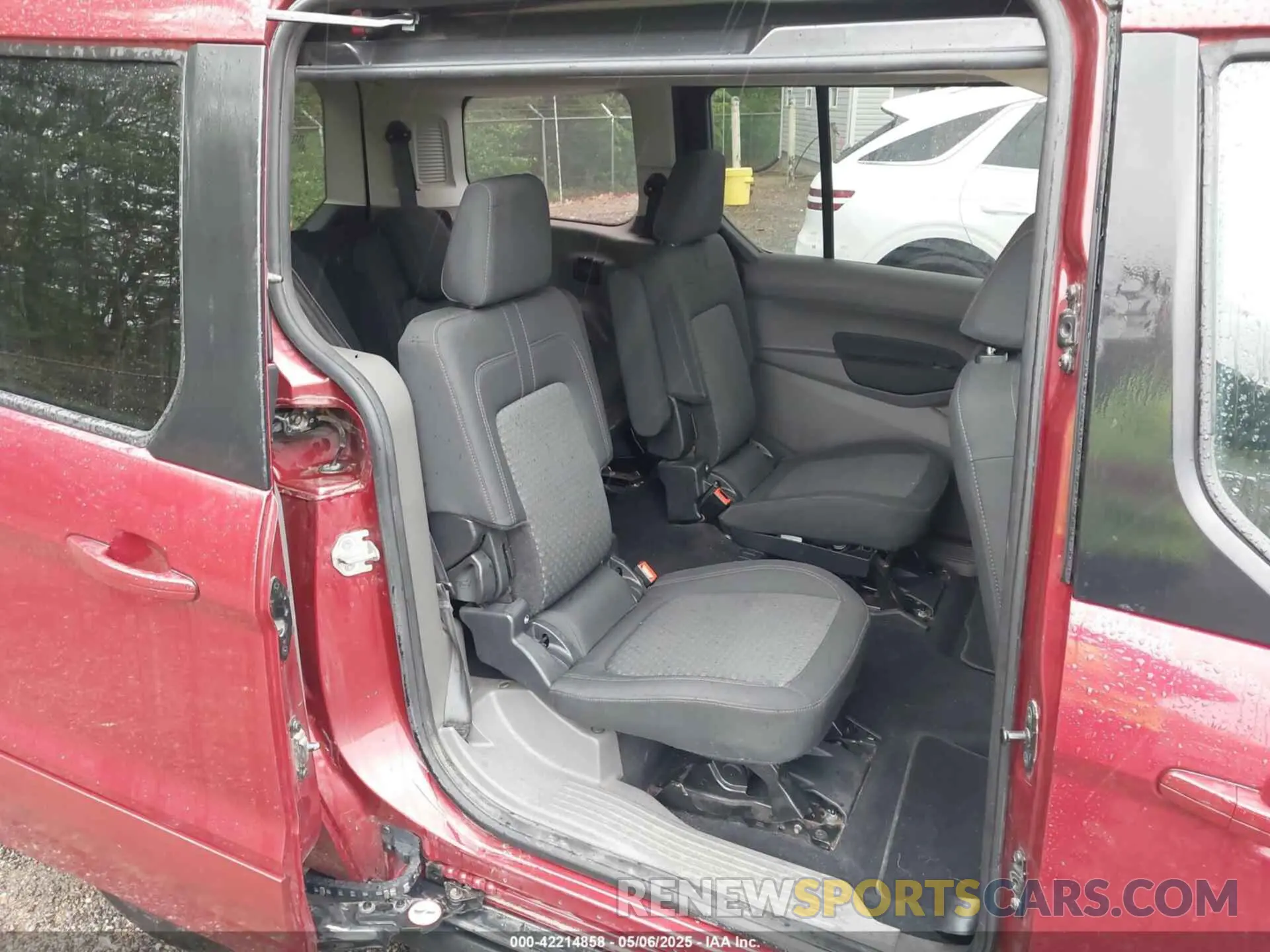 8 Photograph of a damaged car NM0GE9F27L1480174 FORD TRANSIT CONNECT 2020