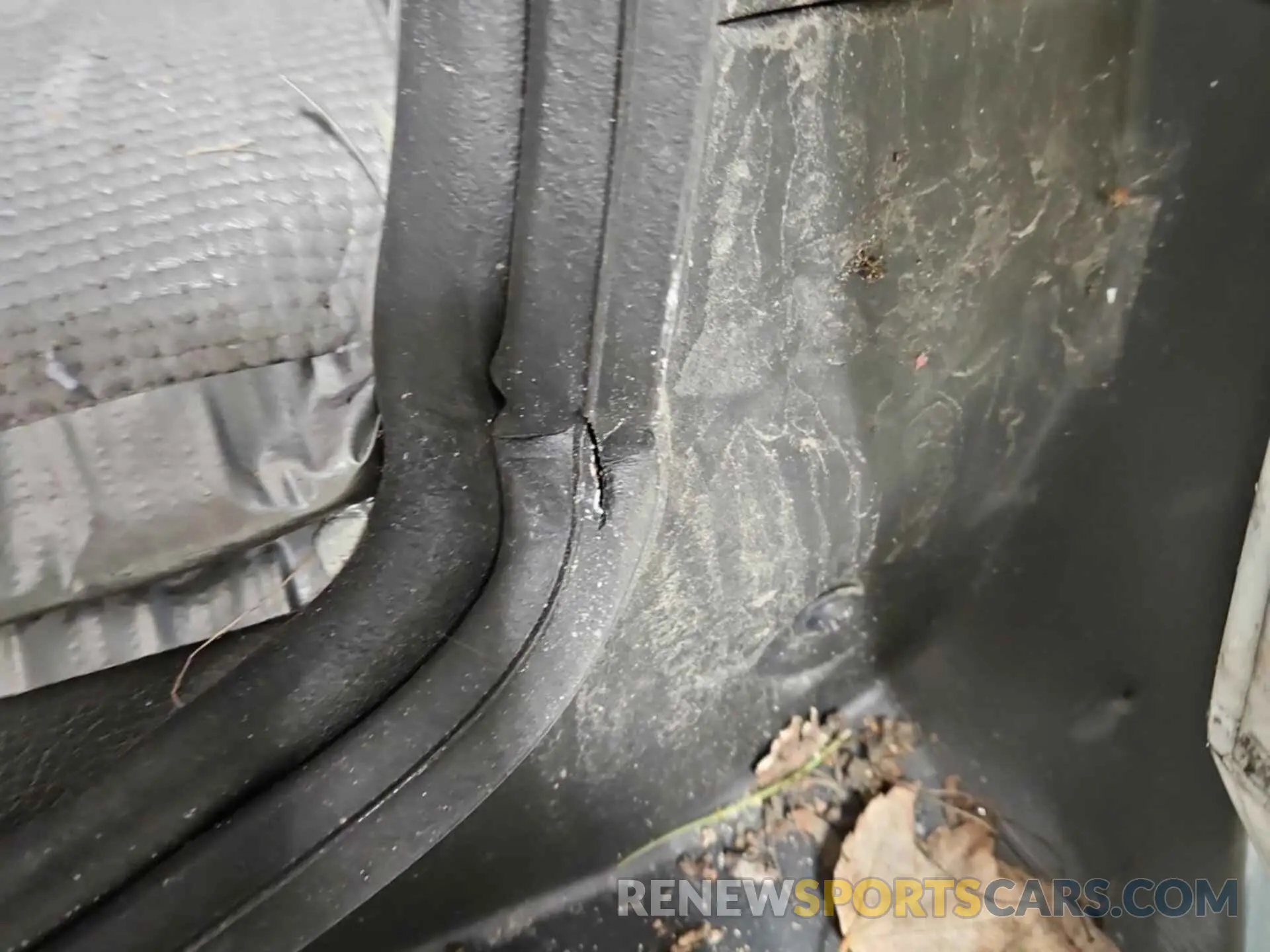 28 Photograph of a damaged car NM0LS7E21L1479681 FORD TRANSIT CONNECT 2020