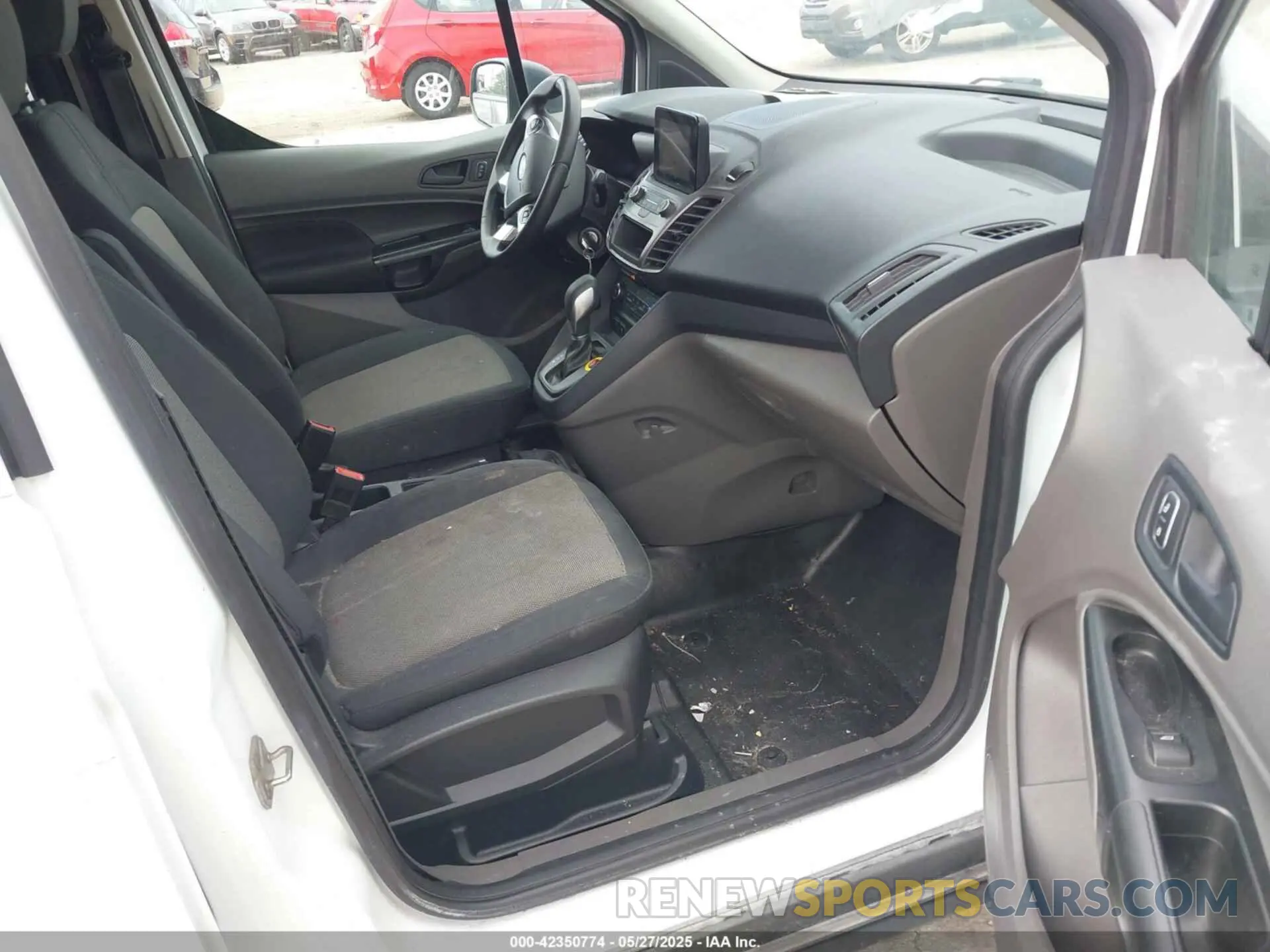 5 Photograph of a damaged car NM0LS7E22L1474599 FORD TRANSIT CONNECT 2020