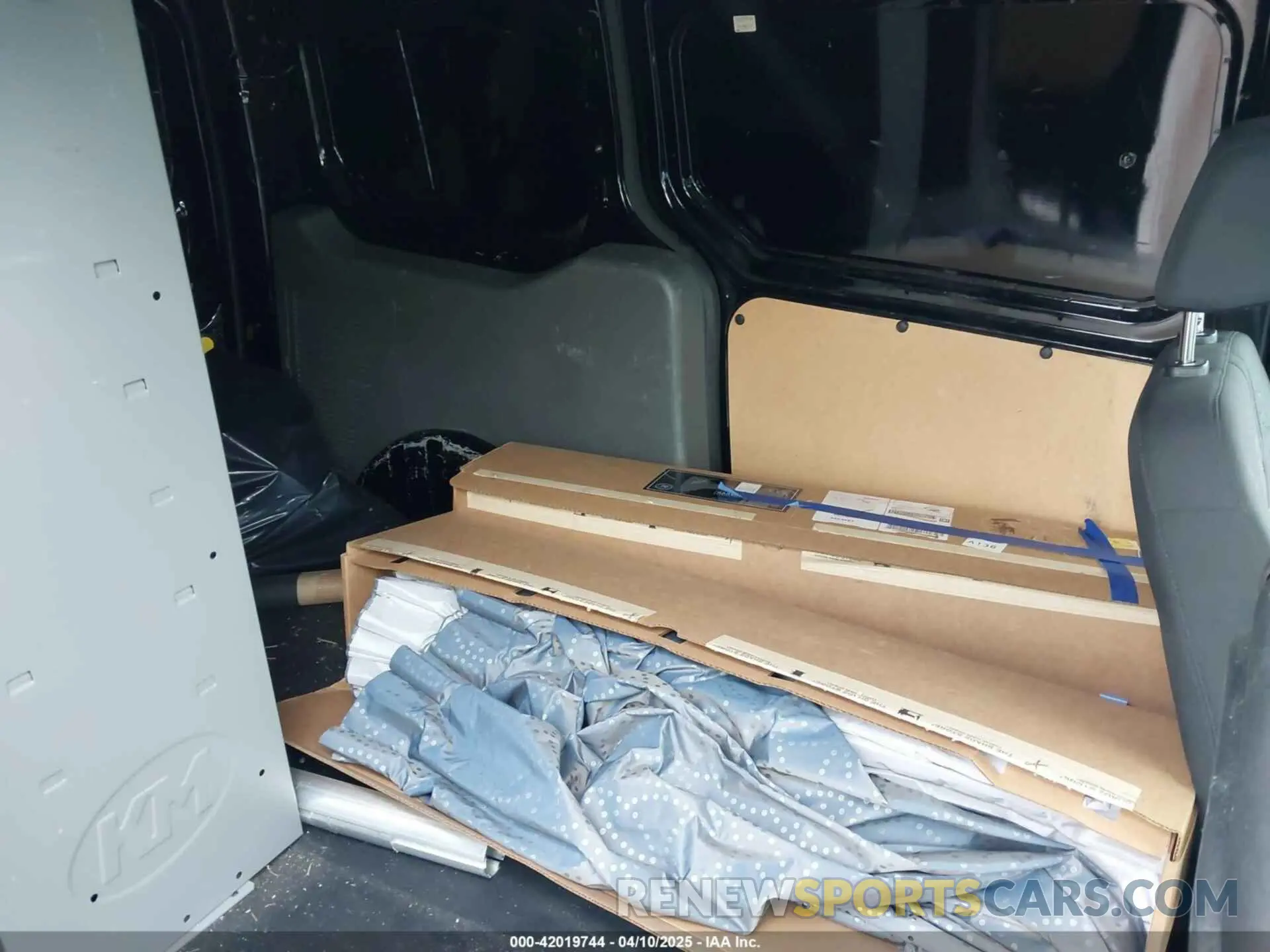 8 Photograph of a damaged car NM0LS7E23L1441806 FORD TRANSIT CONNECT 2020