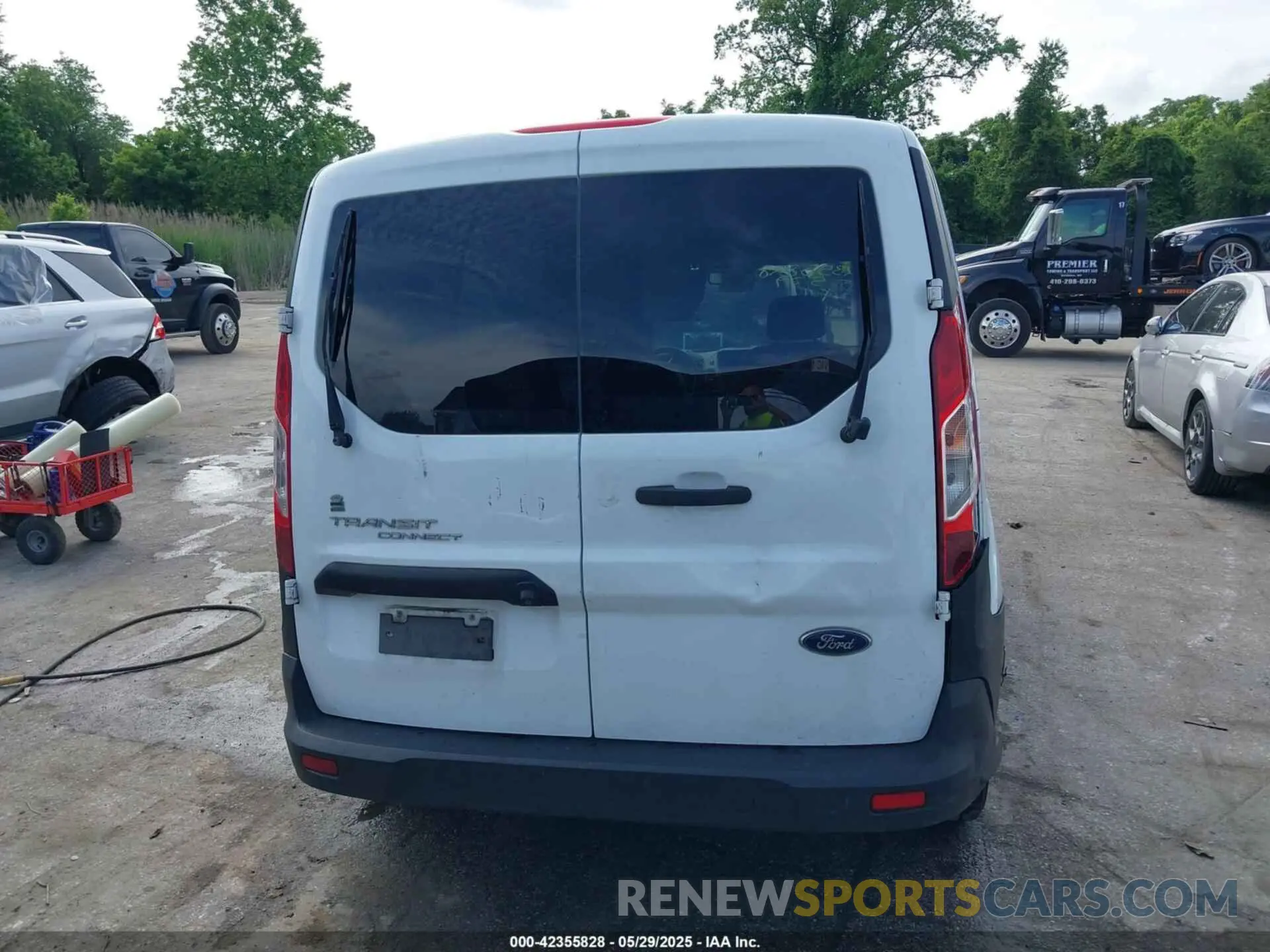 17 Photograph of a damaged car NM0LS7E23L1476488 FORD TRANSIT CONNECT 2020