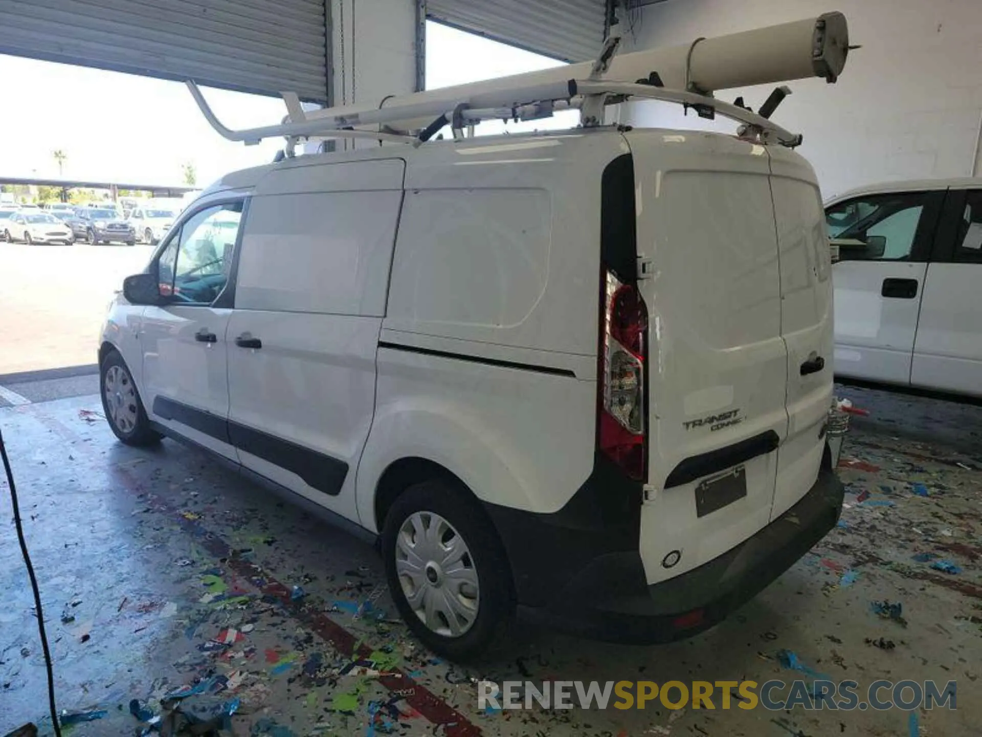 10 Photograph of a damaged car NM0LS7E25L1436123 FORD TRANSIT CONNECT 2020
