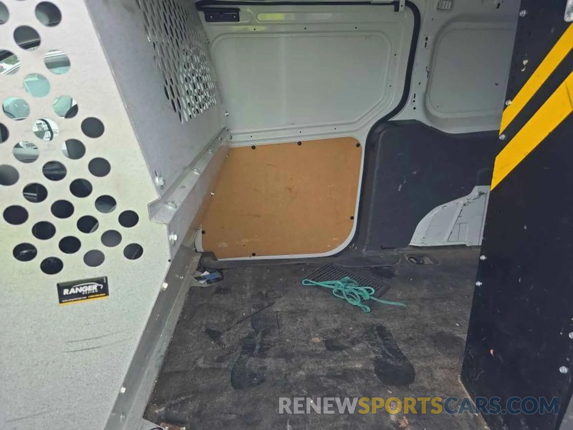 28 Photograph of a damaged car NM0LS7E25L1436123 FORD TRANSIT CONNECT 2020