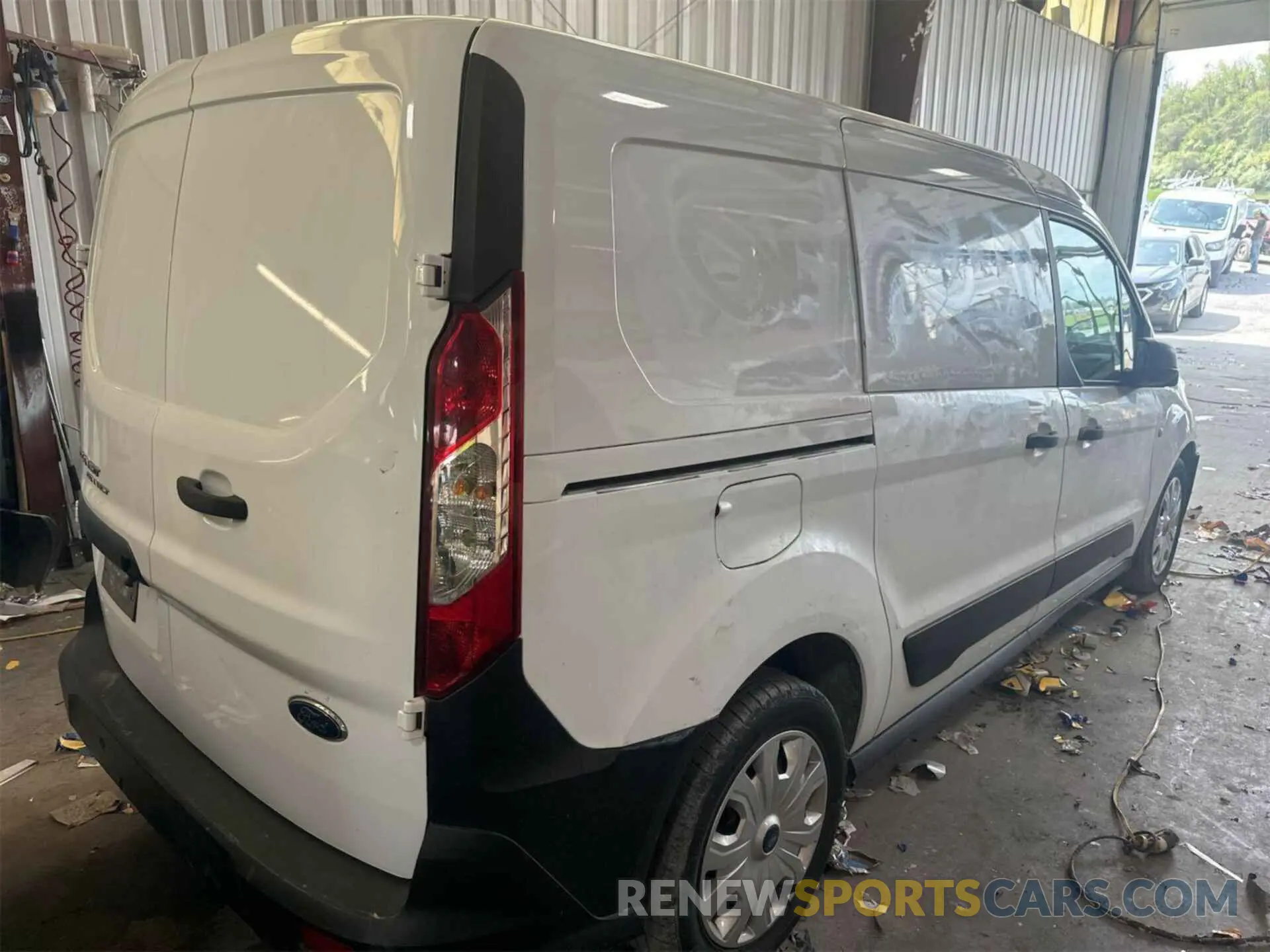 31 Photograph of a damaged car NM0LS7E25L1449065 FORD TRANSIT CONNECT 2020