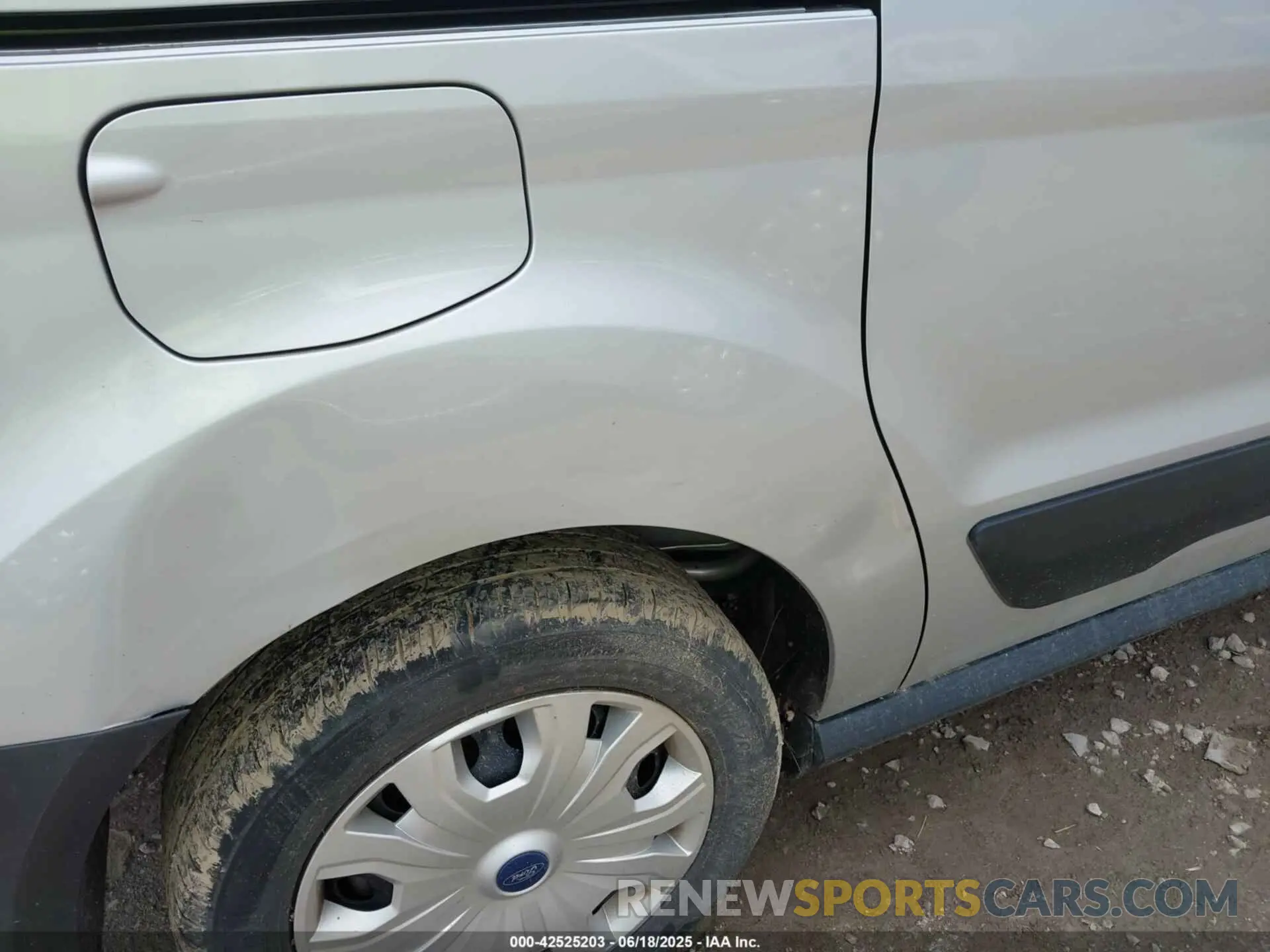 6 Photograph of a damaged car NM0LS7E25L1472314 FORD TRANSIT CONNECT 2020