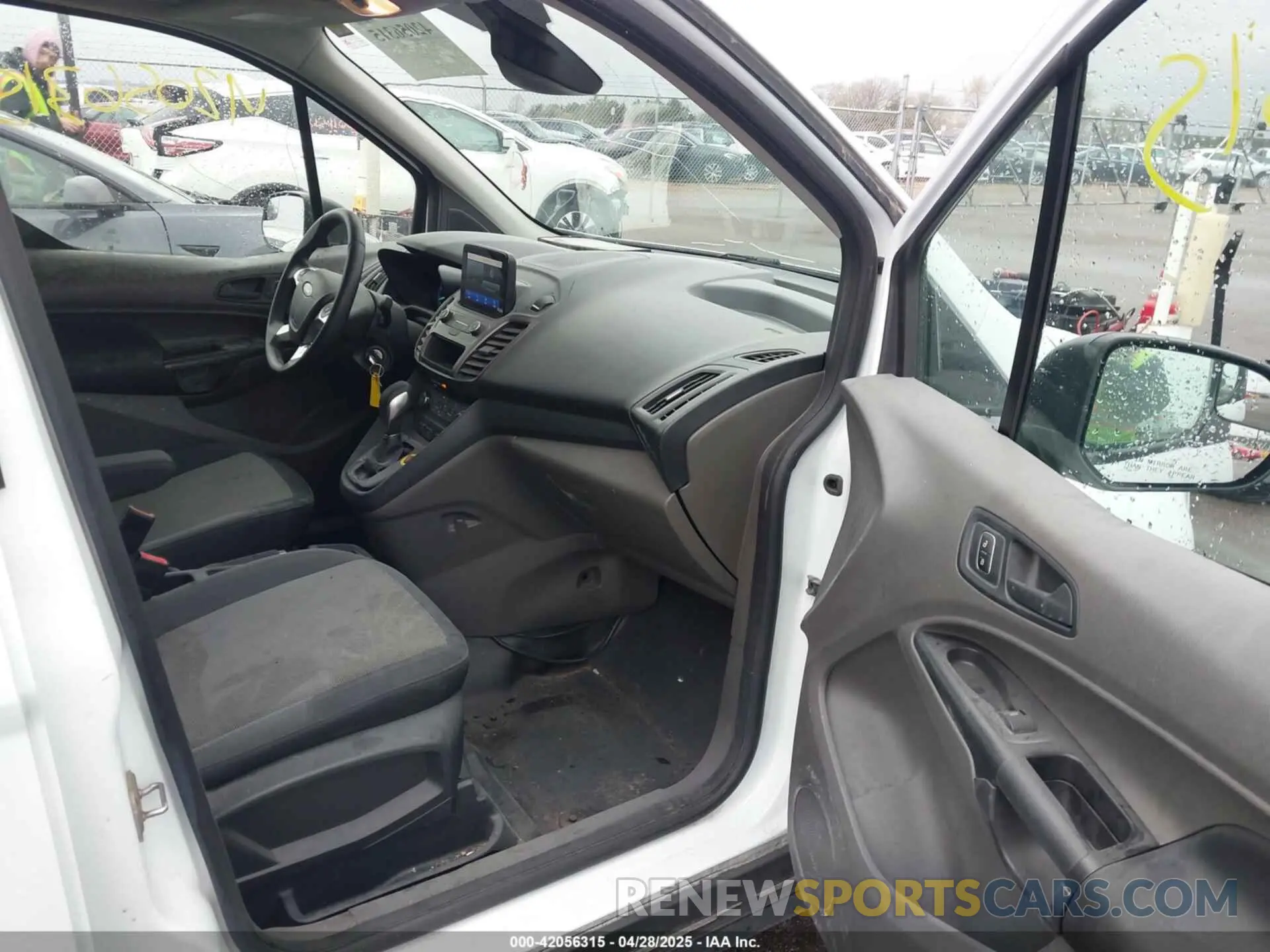 5 Photograph of a damaged car NM0LS7E26L1466733 FORD TRANSIT CONNECT 2020