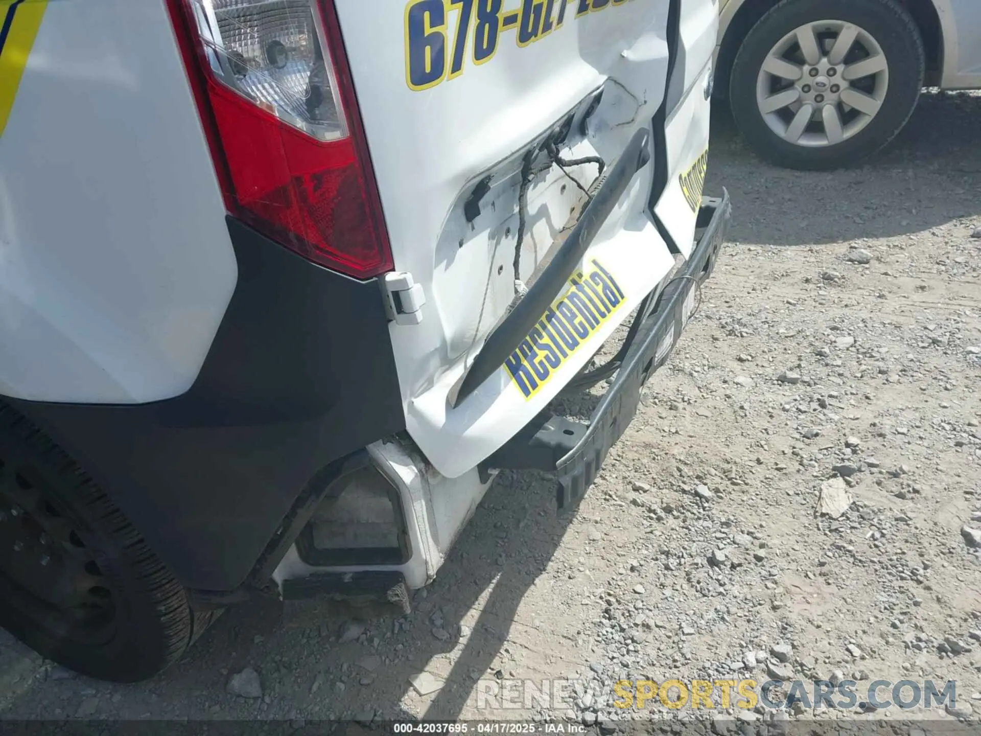 18 Photograph of a damaged car NM0LS7E26L1468952 FORD TRANSIT CONNECT 2020
