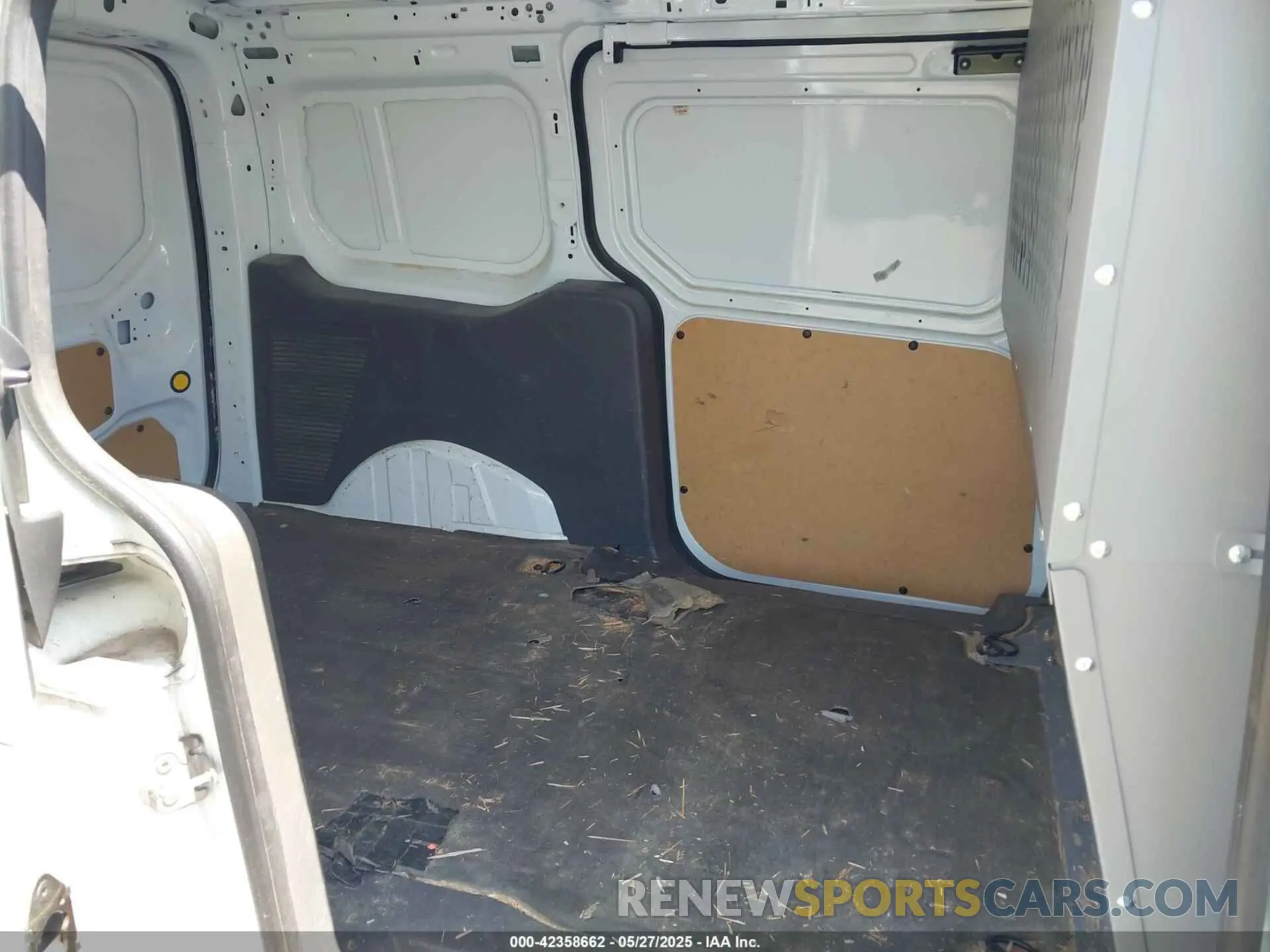 8 Photograph of a damaged car NM0LS7E27L1456552 FORD TRANSIT CONNECT 2020
