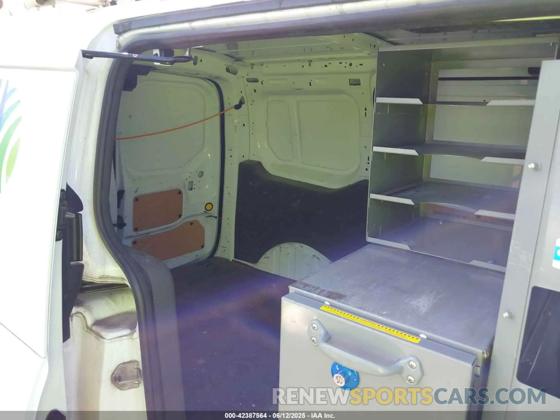 8 Photograph of a damaged car NM0LS7E2XL1457808 FORD TRANSIT CONNECT 2020