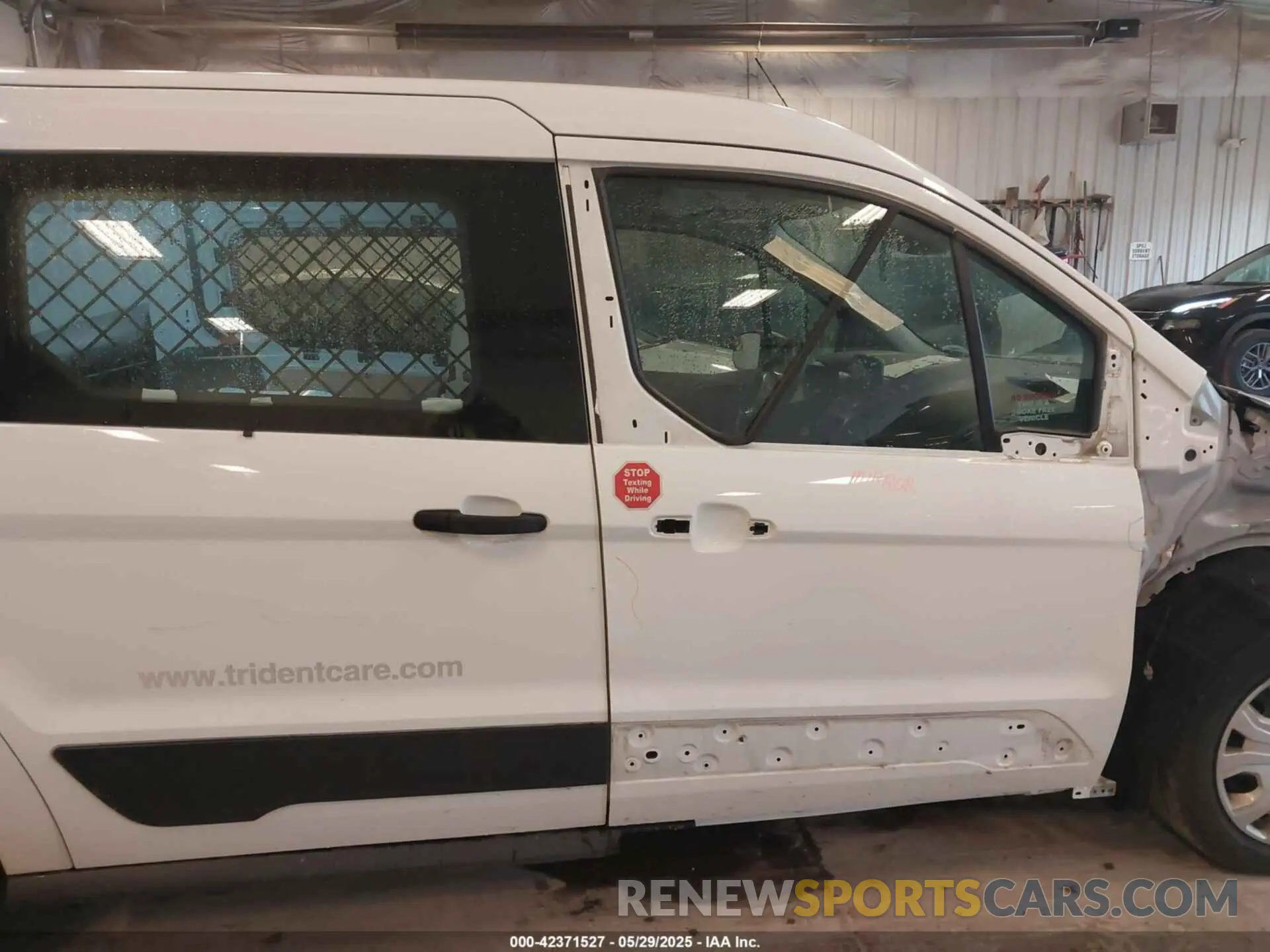 19 Photograph of a damaged car NM0LS7E76L1462600 FORD TRANSIT CONNECT 2020