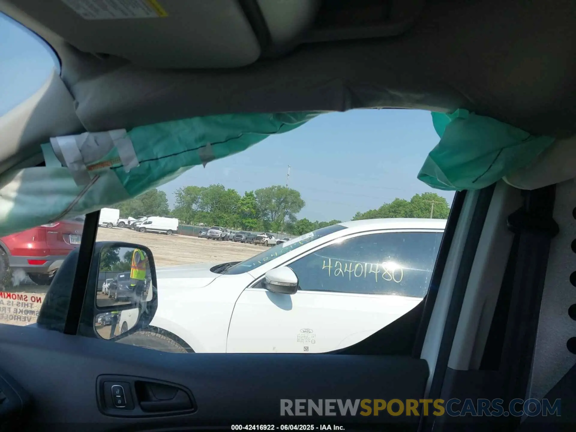 17 Photograph of a damaged car NM0LS7E77L1480605 FORD TRANSIT CONNECT 2020