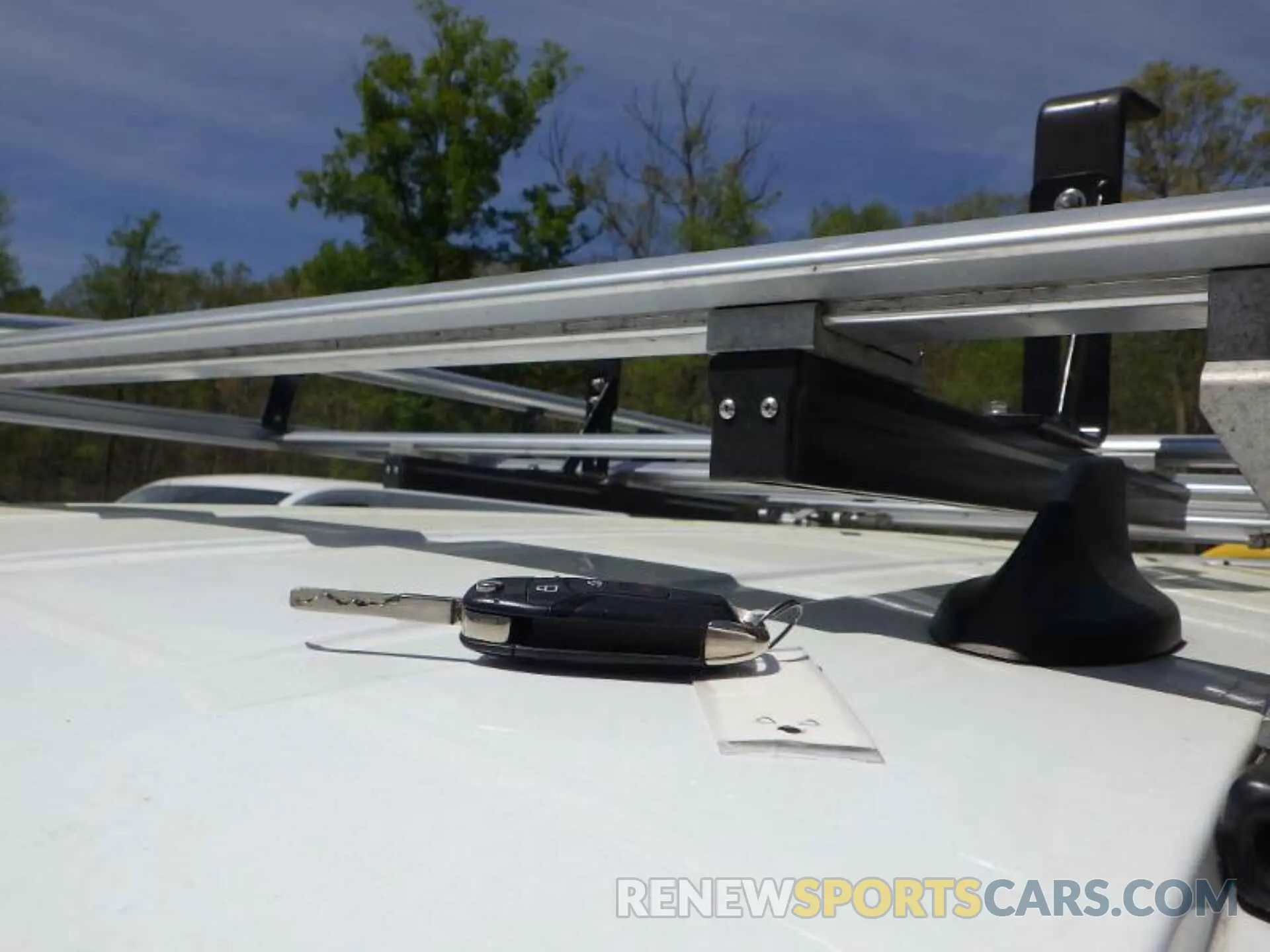 4 Photograph of a damaged car NM0LS7F24L1439254 FORD TRANSIT CONNECT 2020