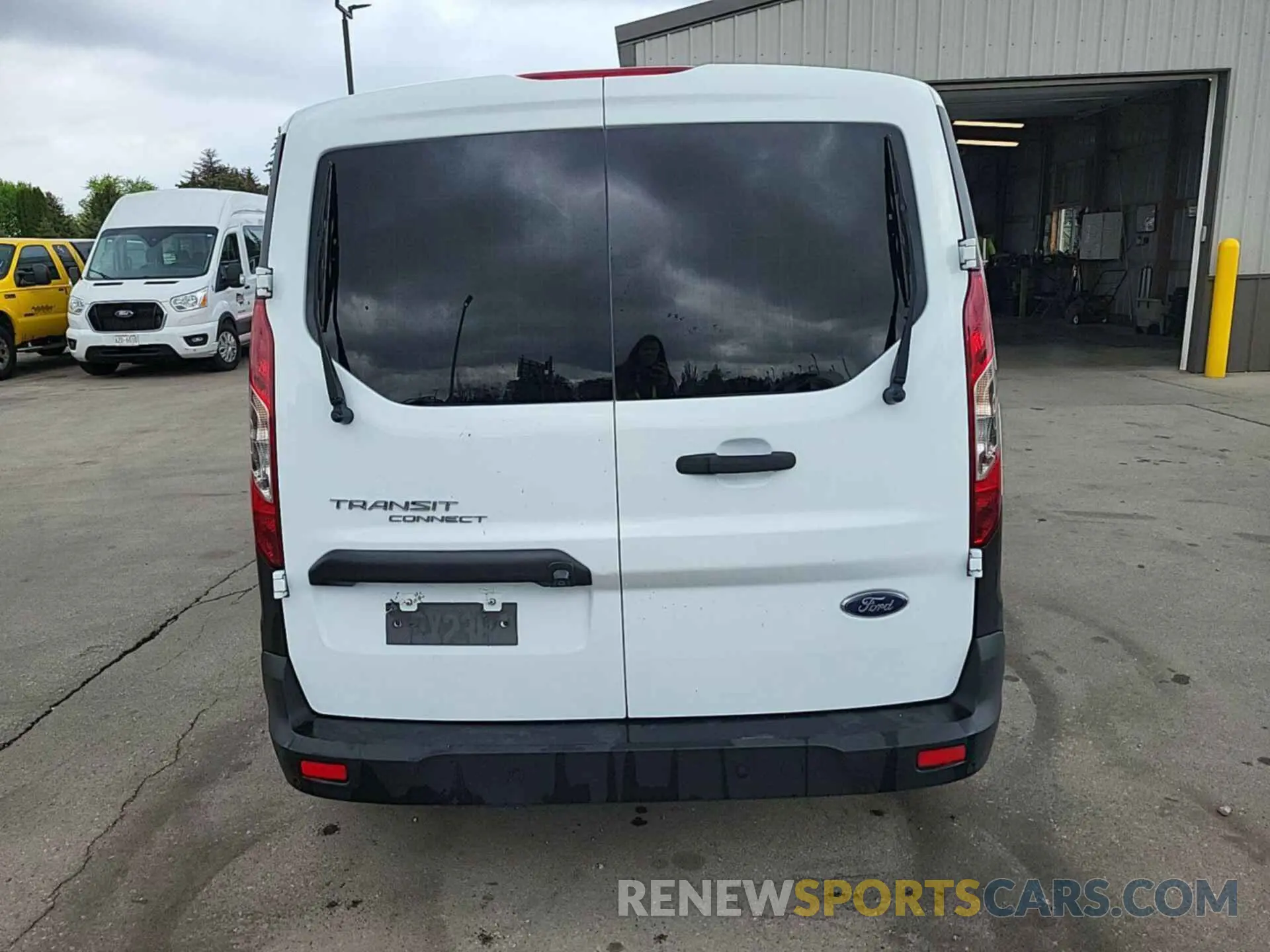 31 Photograph of a damaged car NM0LS7E24M1501920 FORD TRANSIT CONNECT 2021
