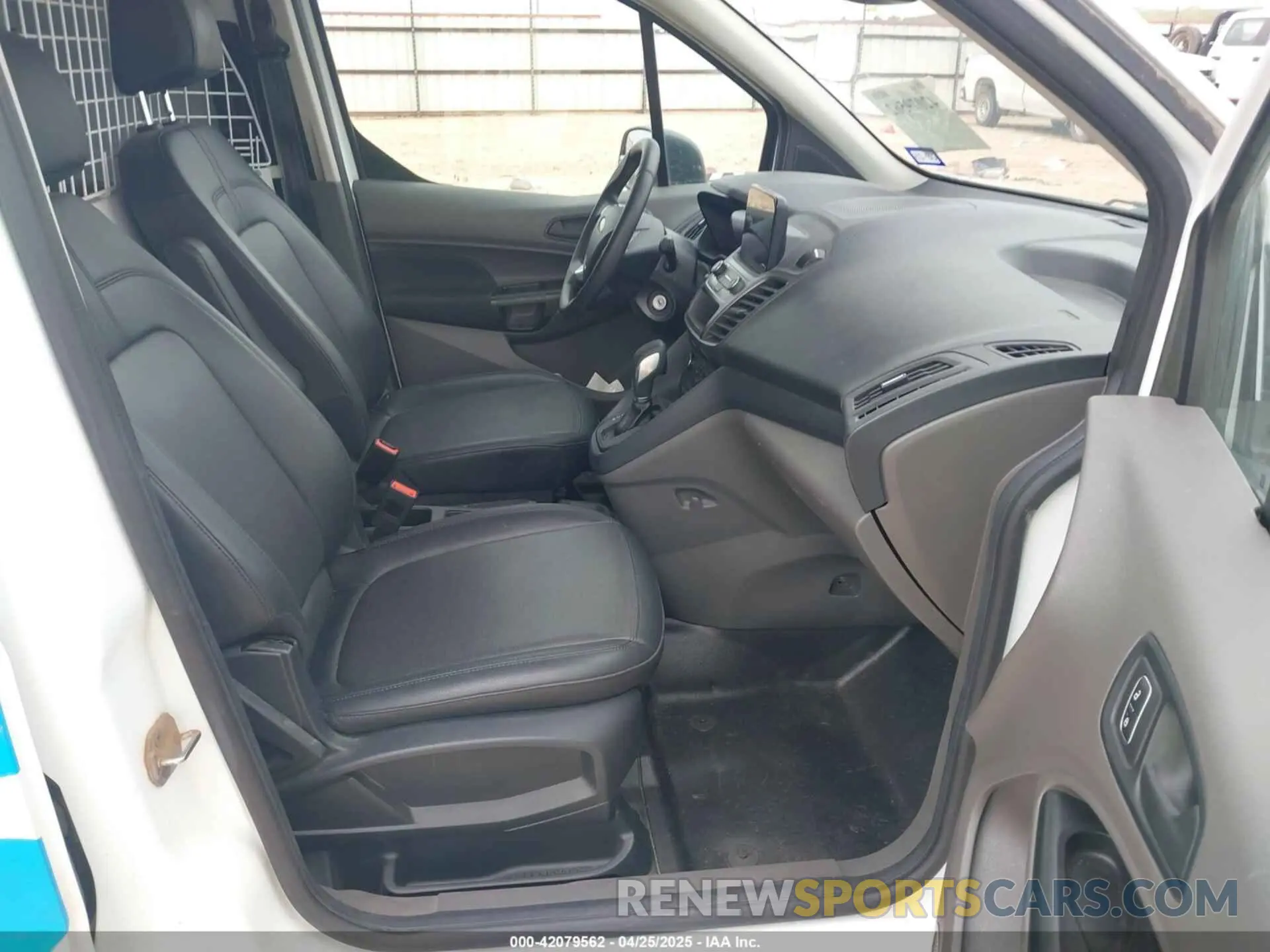 5 Photograph of a damaged car NM0LS7E27M1498981 FORD TRANSIT CONNECT 2021