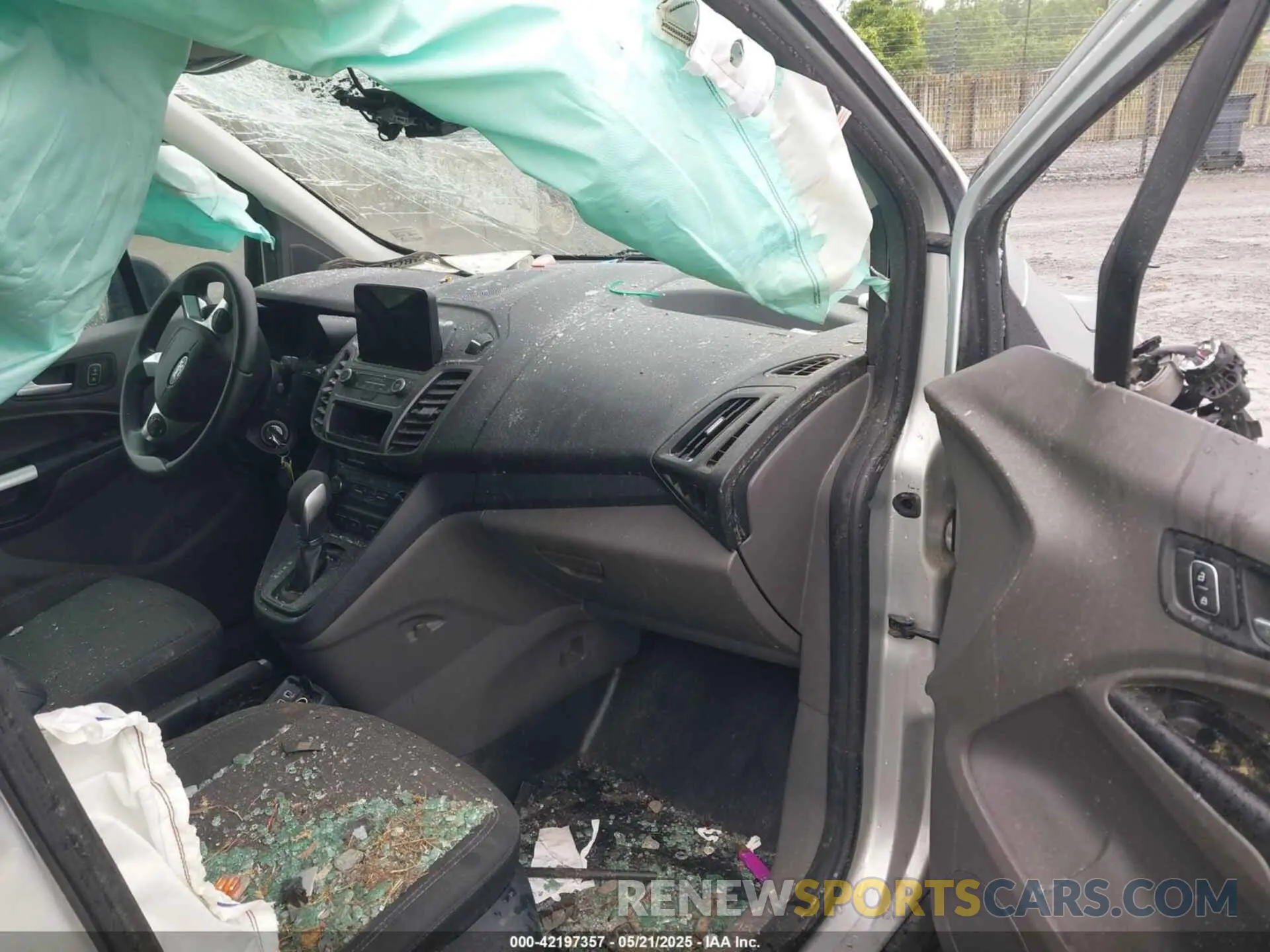 5 Photograph of a damaged car NM0LS7F29M1502768 FORD TRANSIT CONNECT 2021