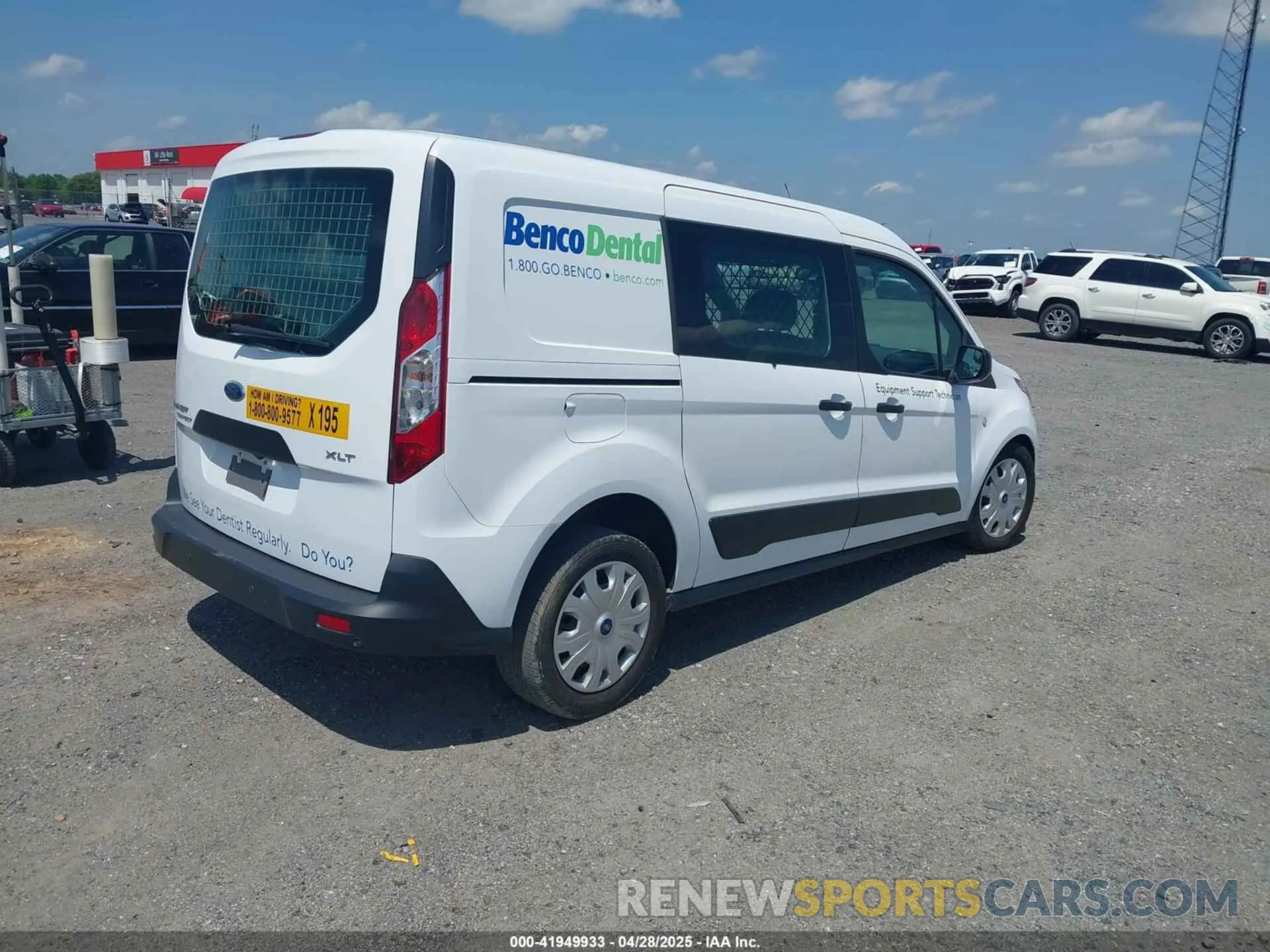 4 Photograph of a damaged car NM0LE7T24N1518034 FORD TRANSIT CONNECT 2022