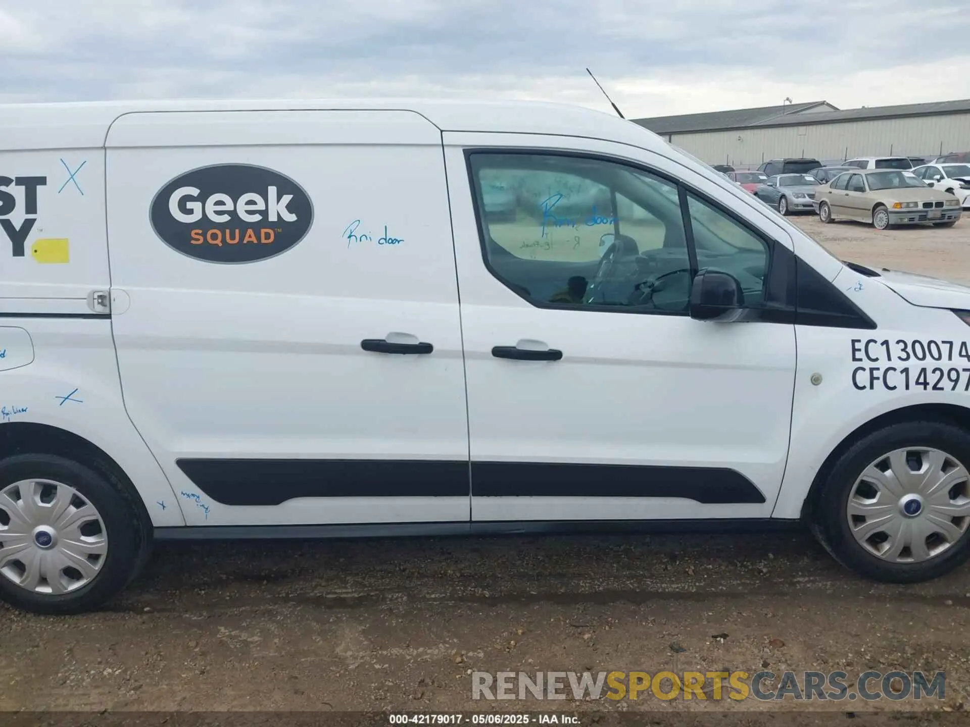 13 Photograph of a damaged car NM0LS7S26N1511404 FORD TRANSIT CONNECT 2022