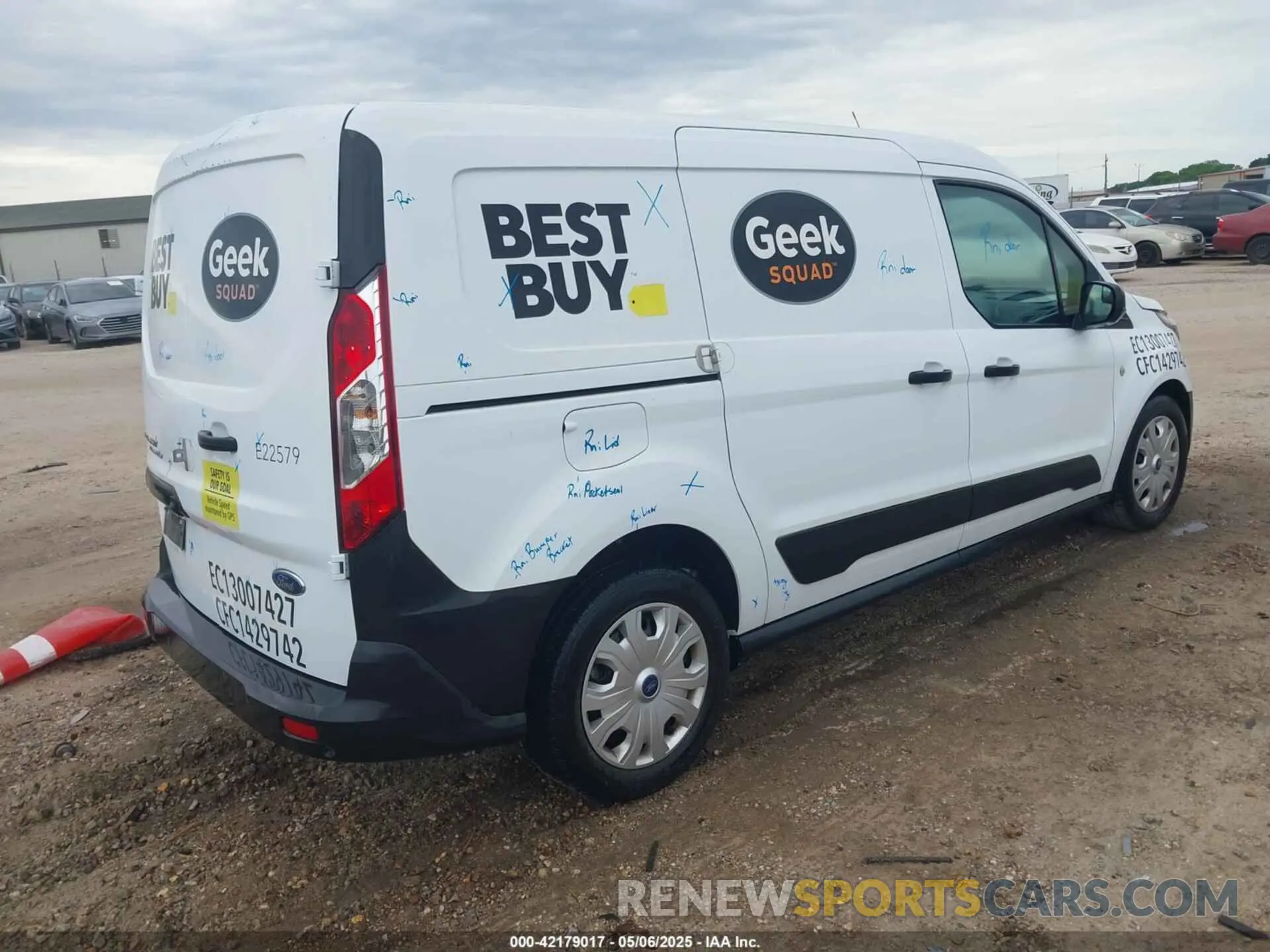 4 Photograph of a damaged car NM0LS7S26N1511404 FORD TRANSIT CONNECT 2022