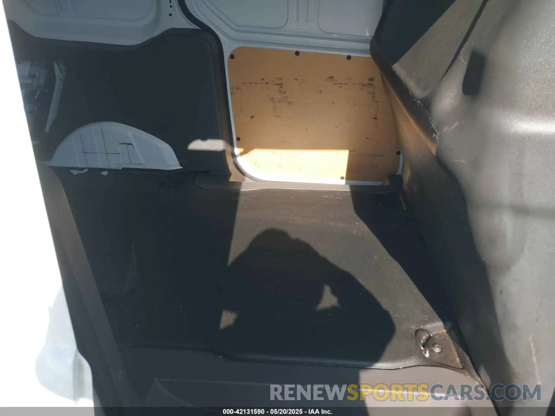 8 Photograph of a damaged car NM0LS7S27N1510438 FORD TRANSIT CONNECT 2022
