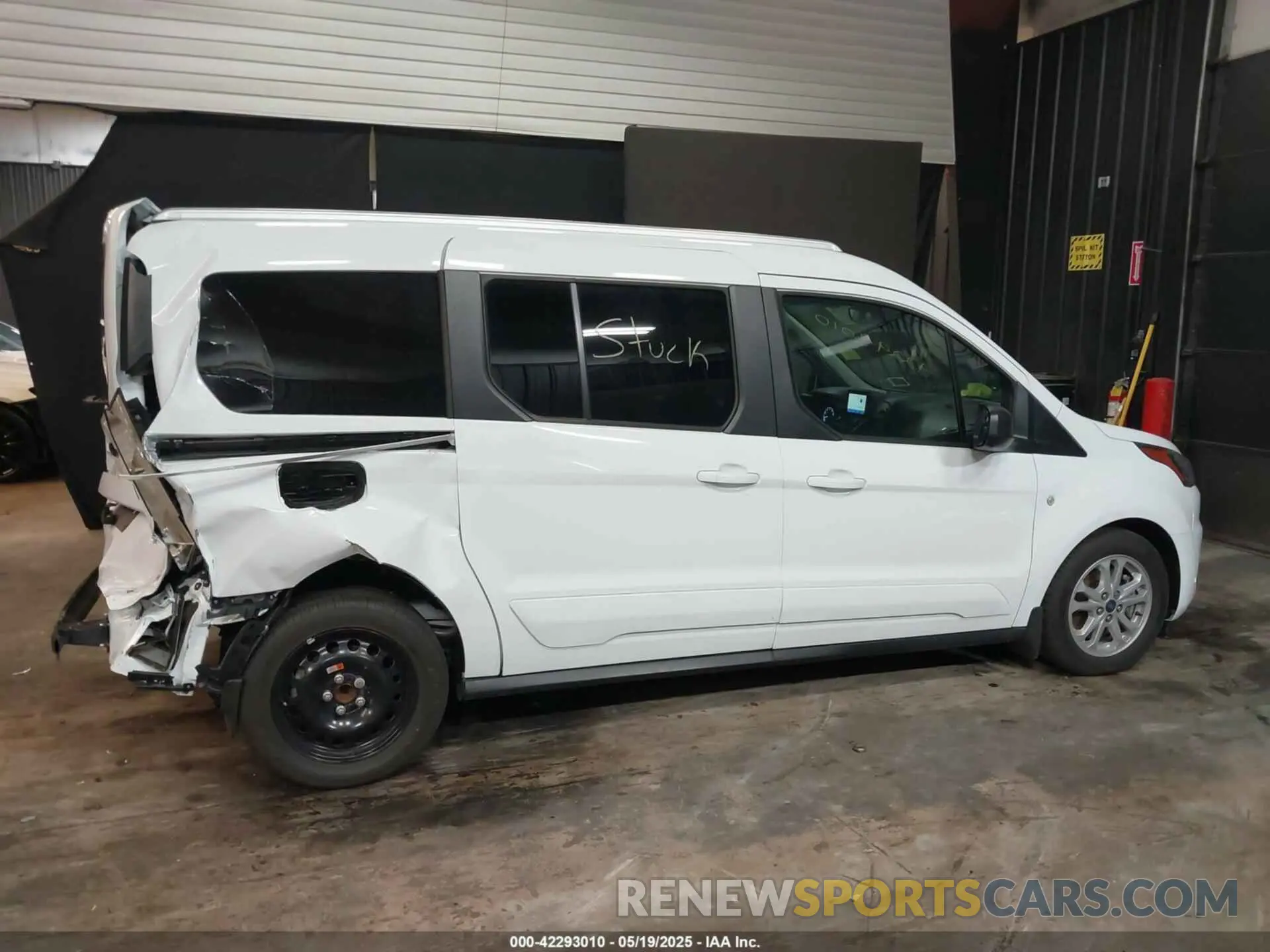 14 Photograph of a damaged car NM0GE9F28P1563991 FORD TRANSIT CONNECT 2023