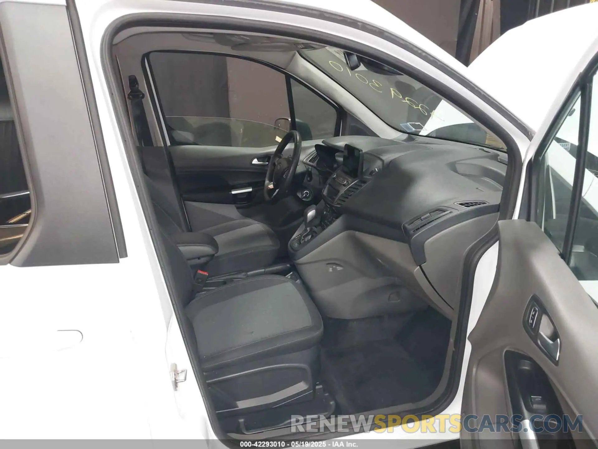 5 Photograph of a damaged car NM0GE9F28P1563991 FORD TRANSIT CONNECT 2023